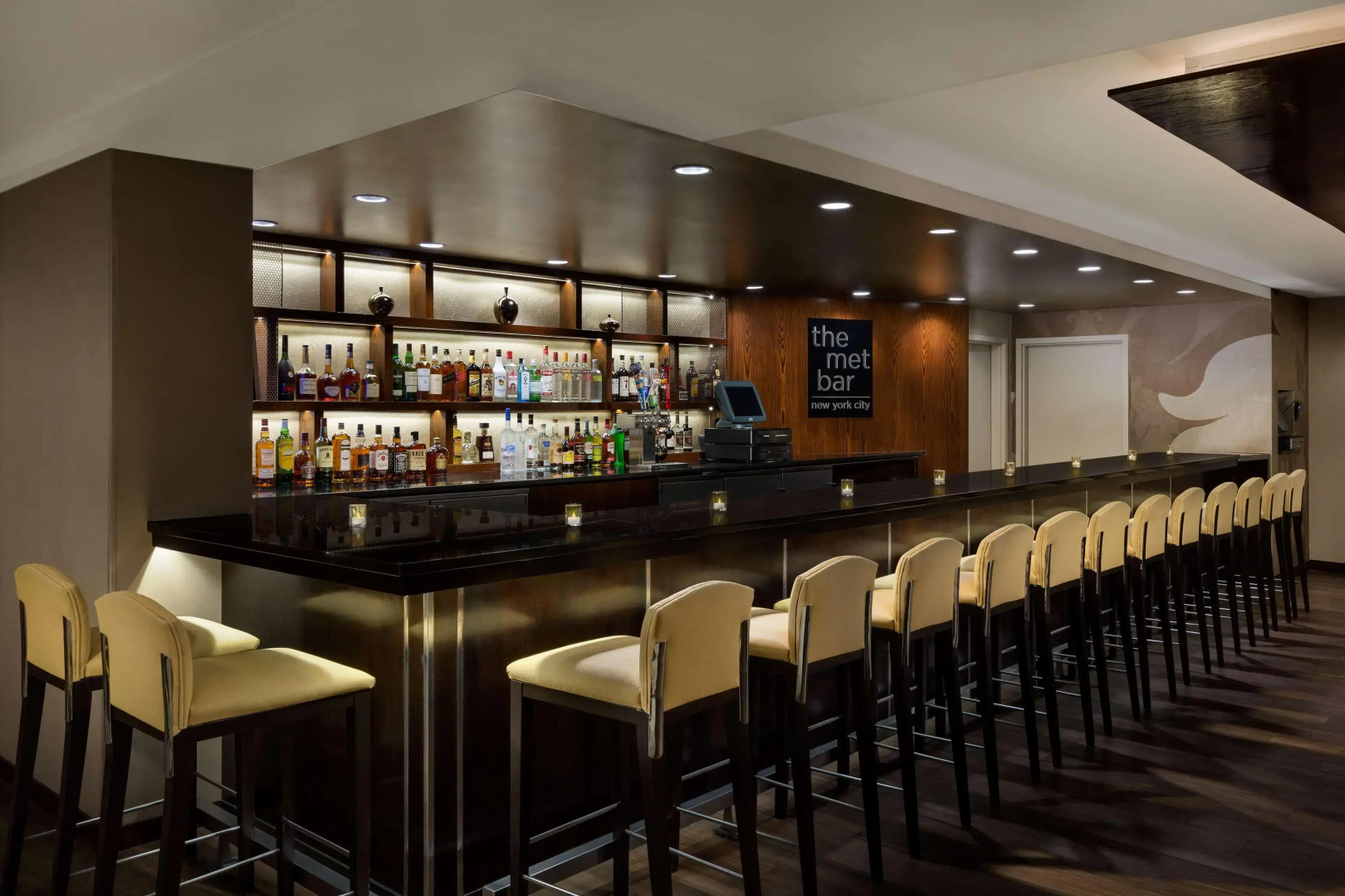Отель DoubleTree by Hilton Metropolitan - New York City