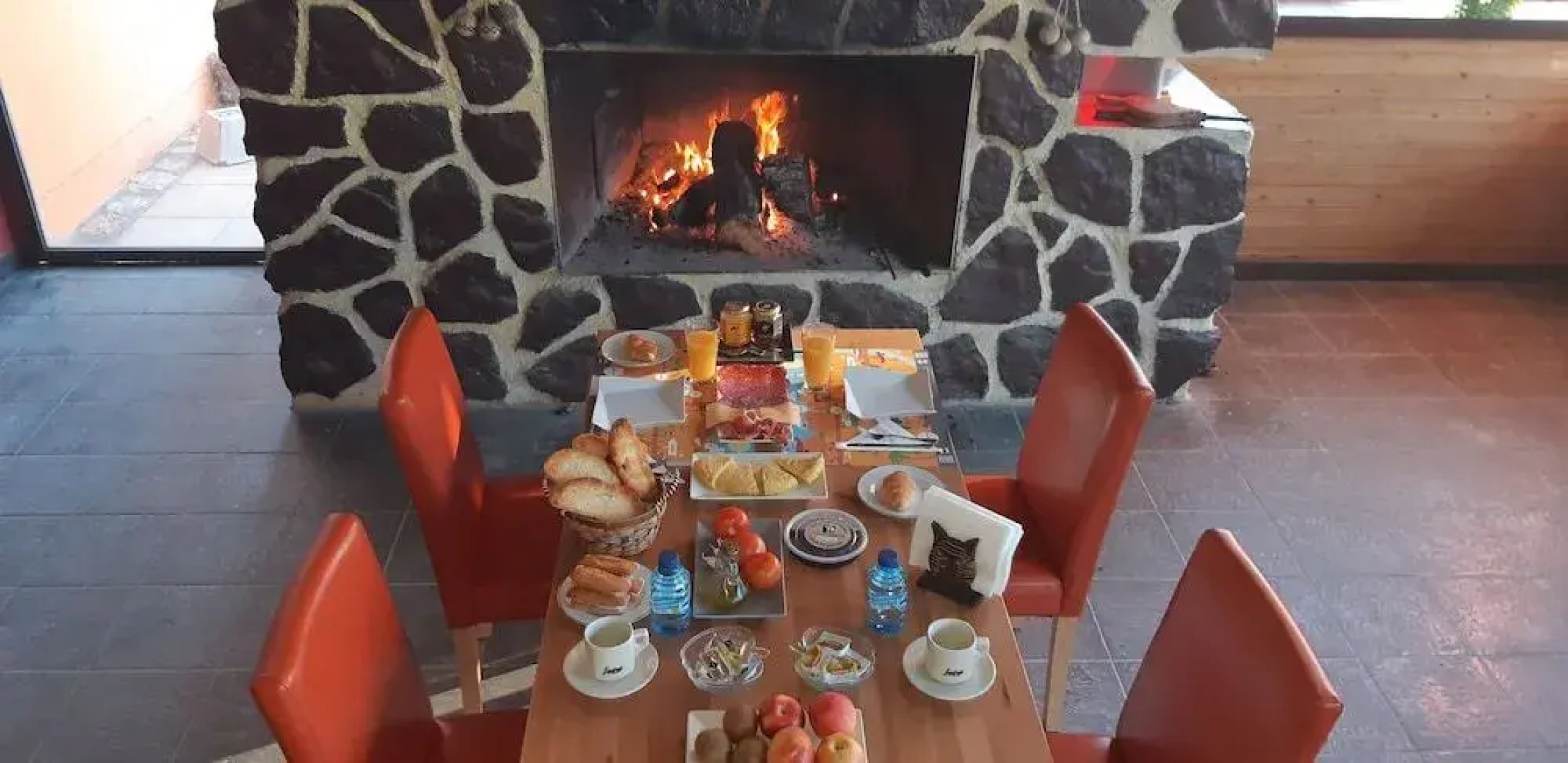 Hotel Cueva Tardienta Monegros - Adults Only