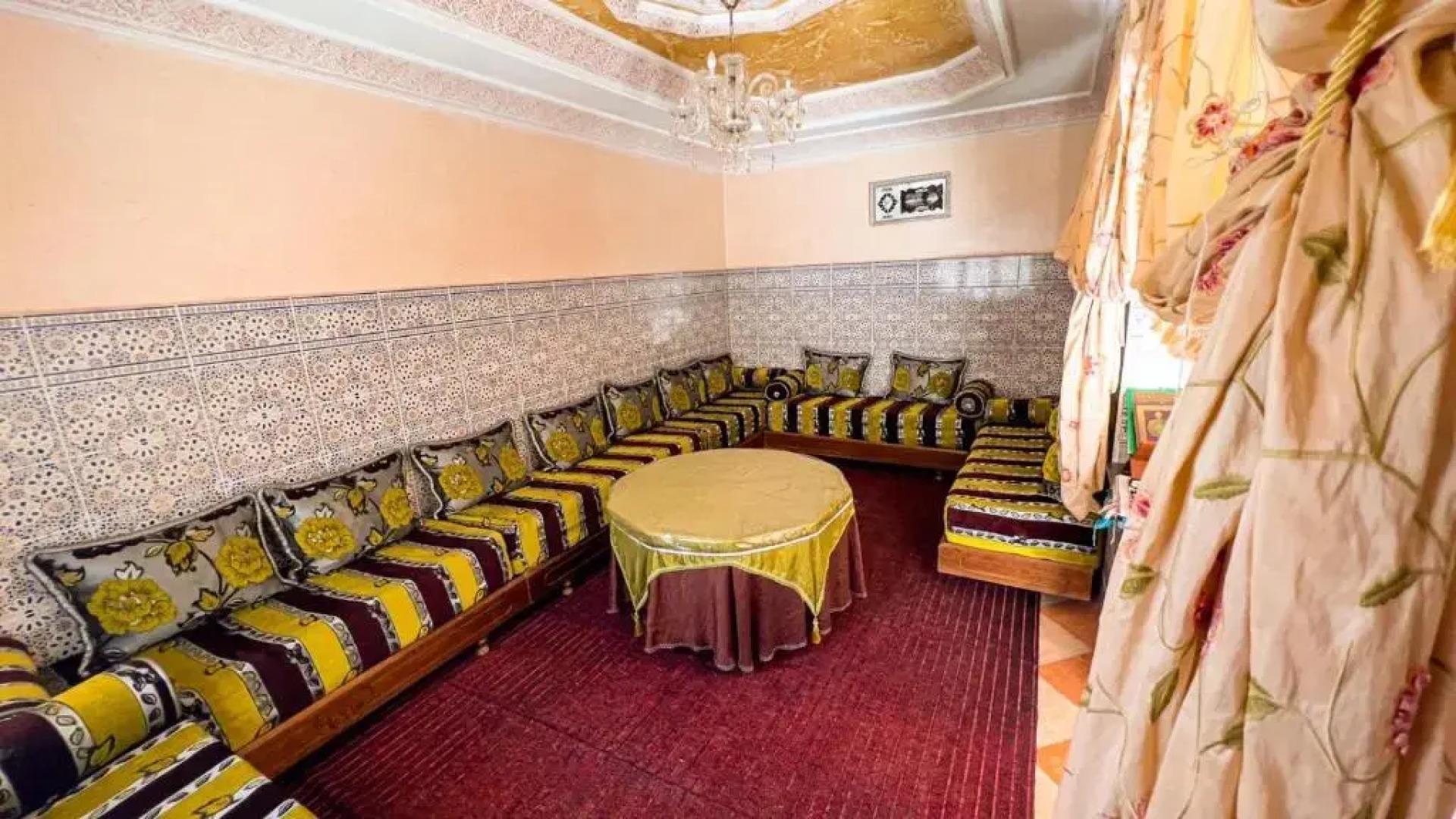 Dar Haut de Gamme Et a Un Prix Imaginaire Hostcom for Families Only