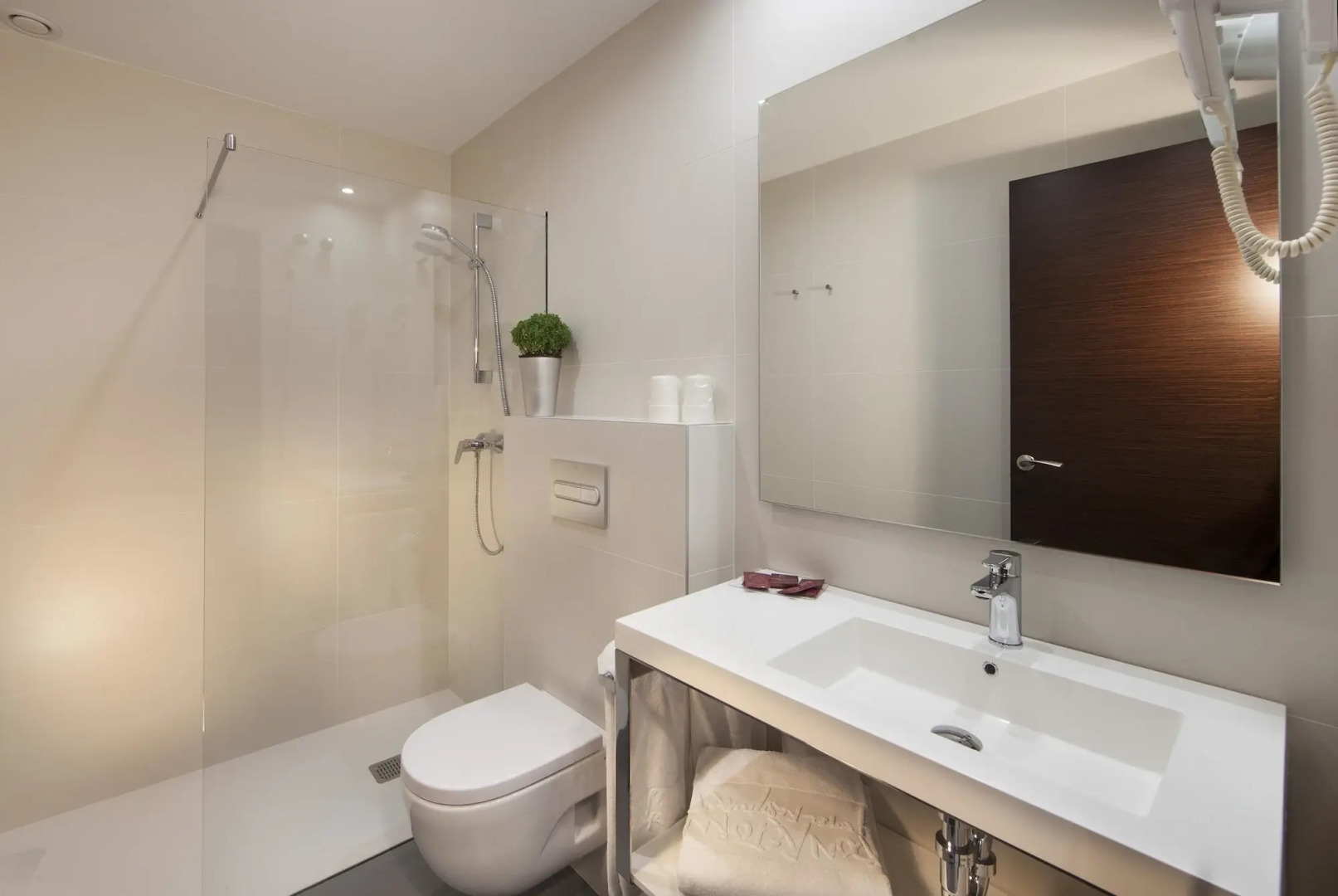 Hotel Restaurant Bon Retorn