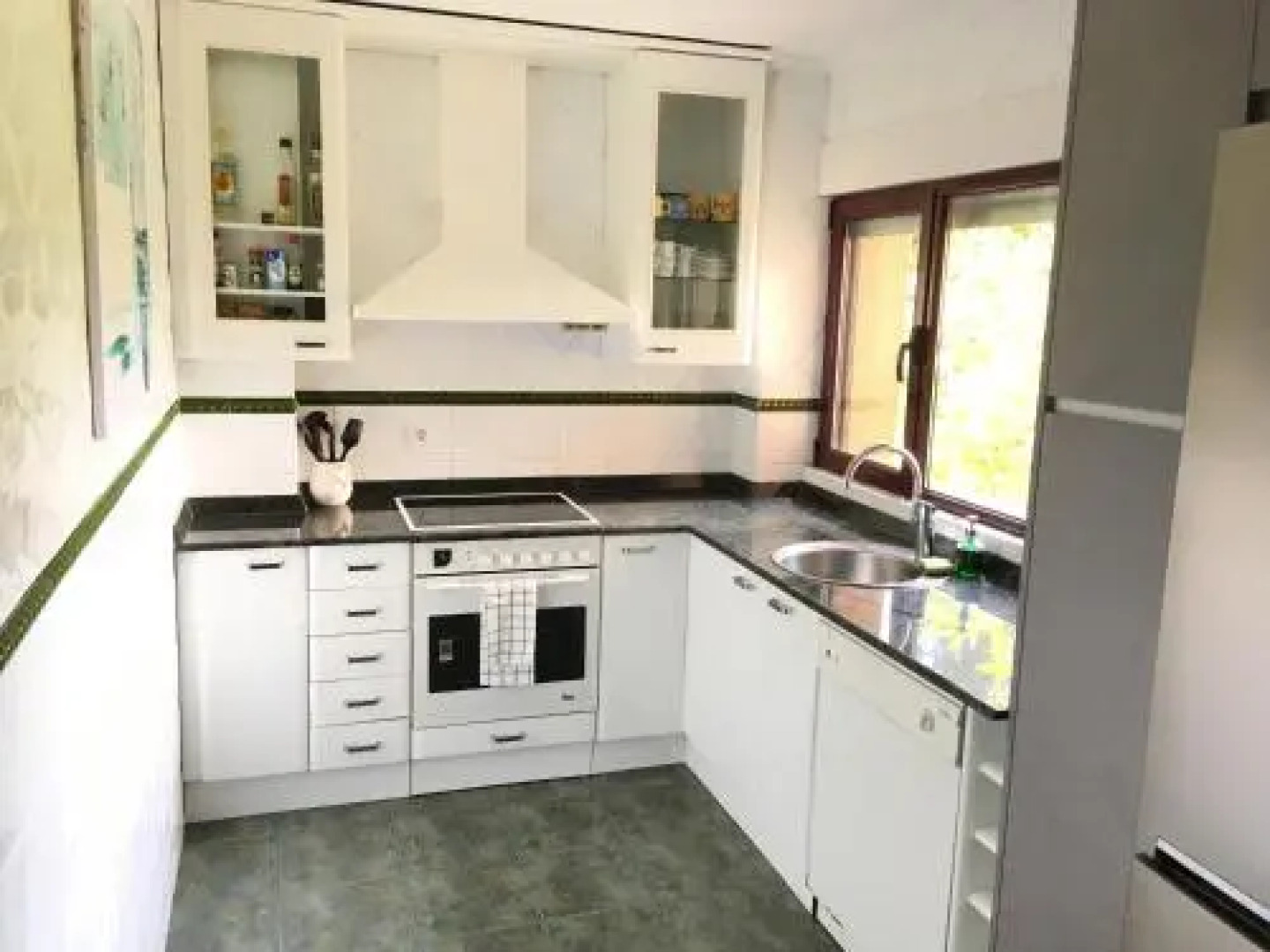 Somo Surfskate hostel