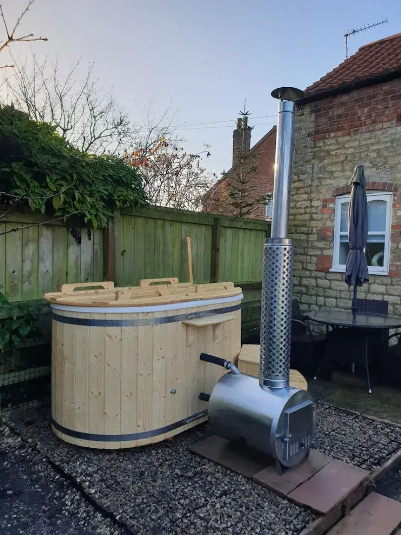 The Old Granary - Holiday Cottage