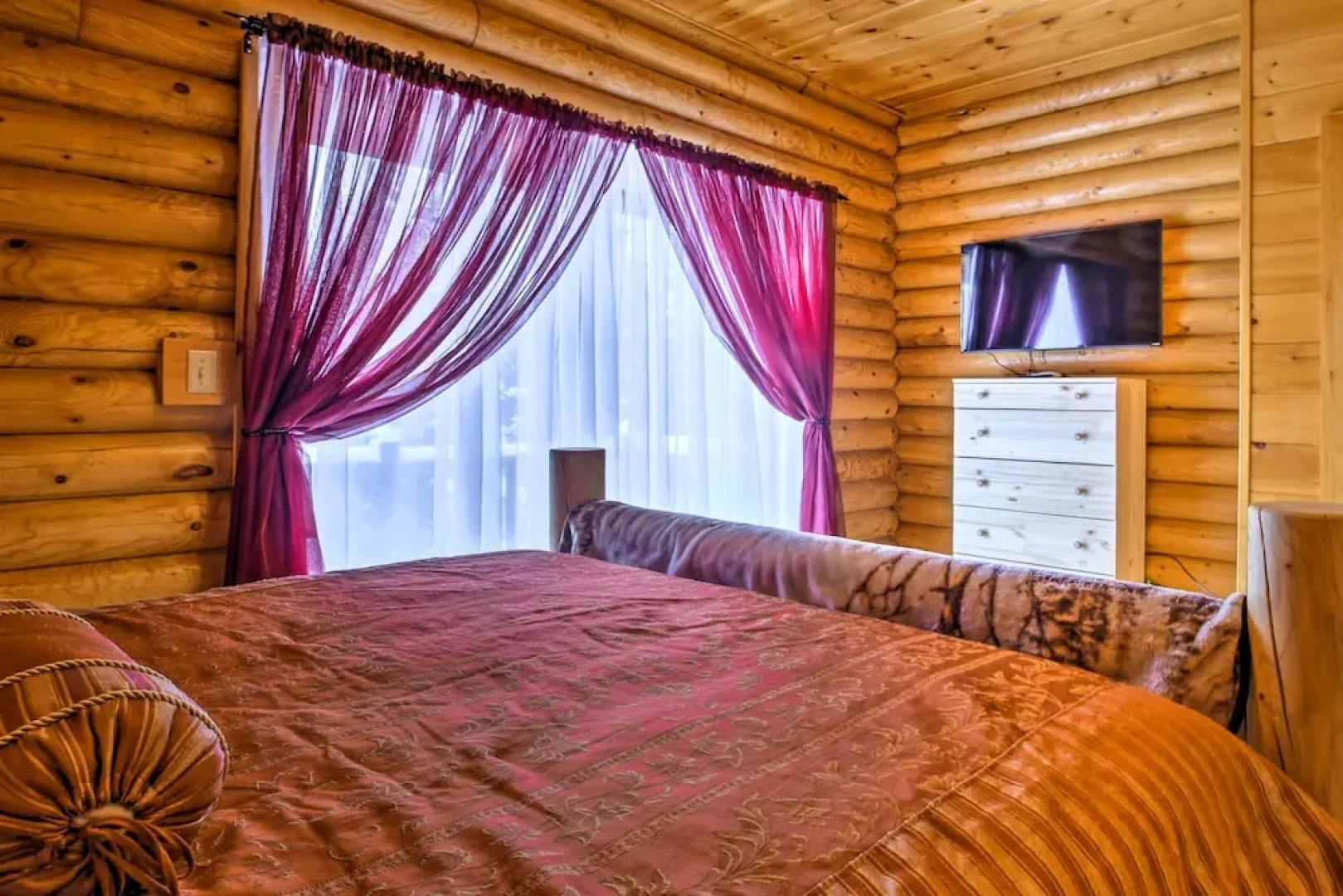 Spacious Twin Mountain Vacation Rental on 5 Acres!