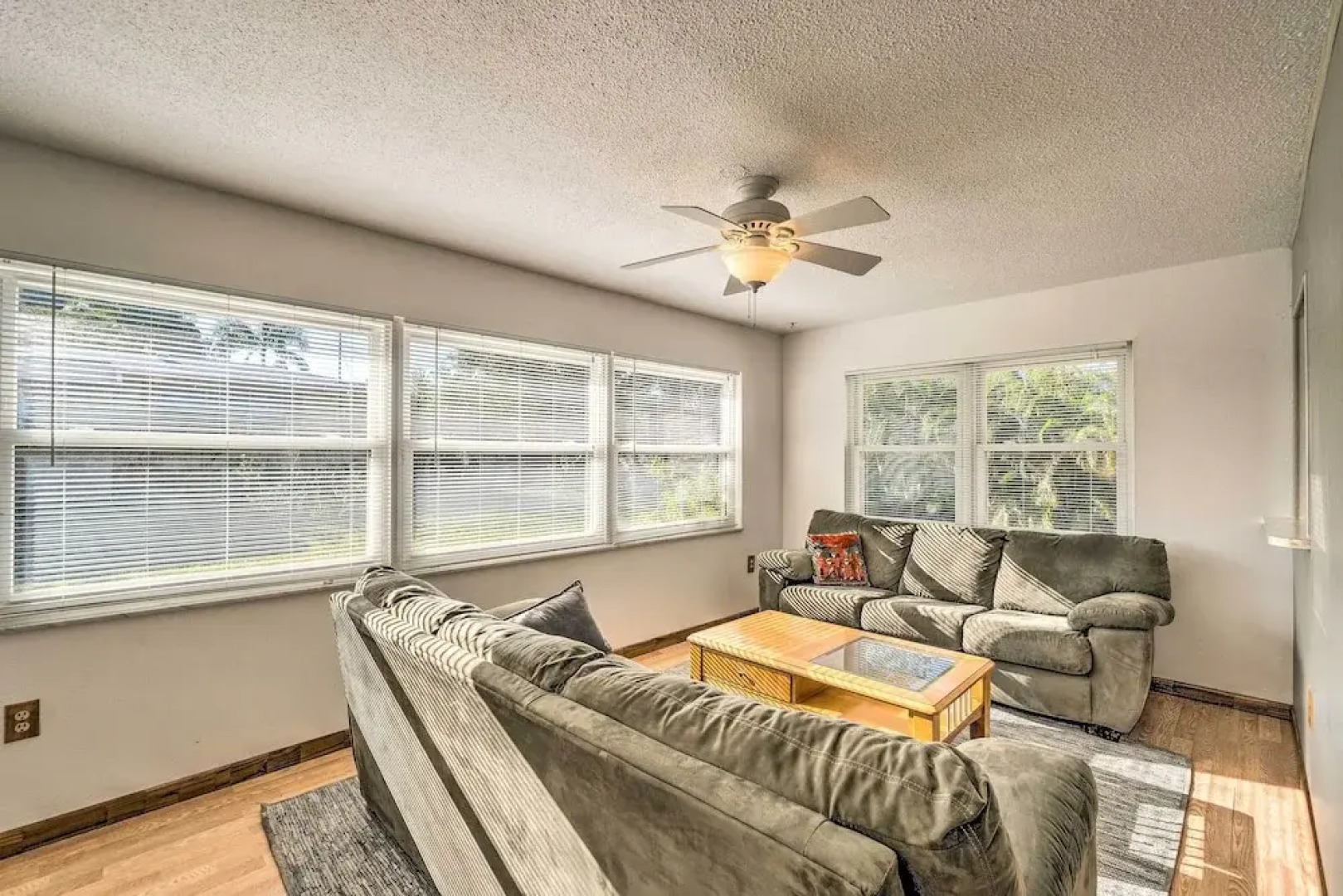 Punta Gorda Home With Backyard ~ 1 Mile to Dtwn!