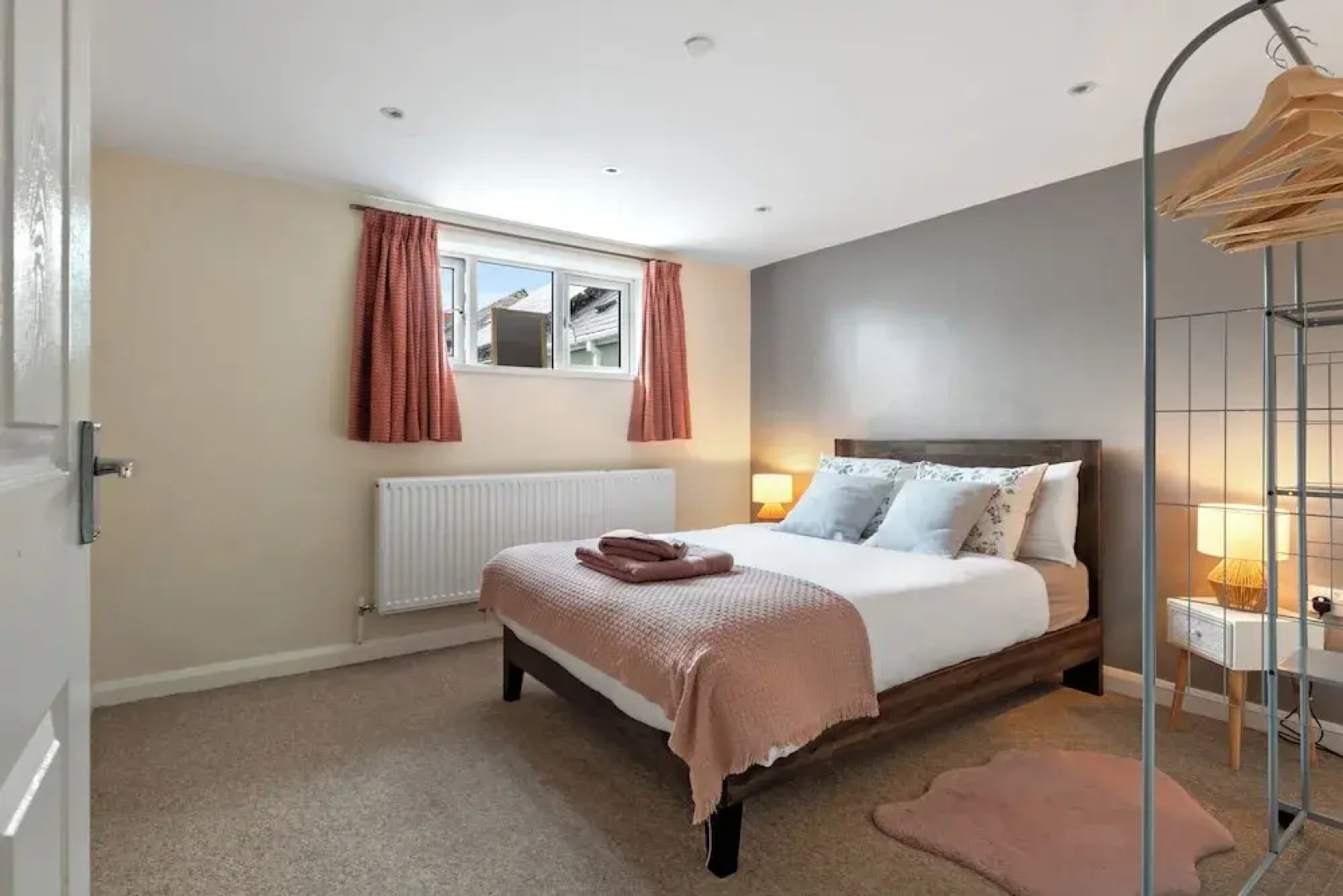 Charming 3-bed Apartment in Haverfordwest