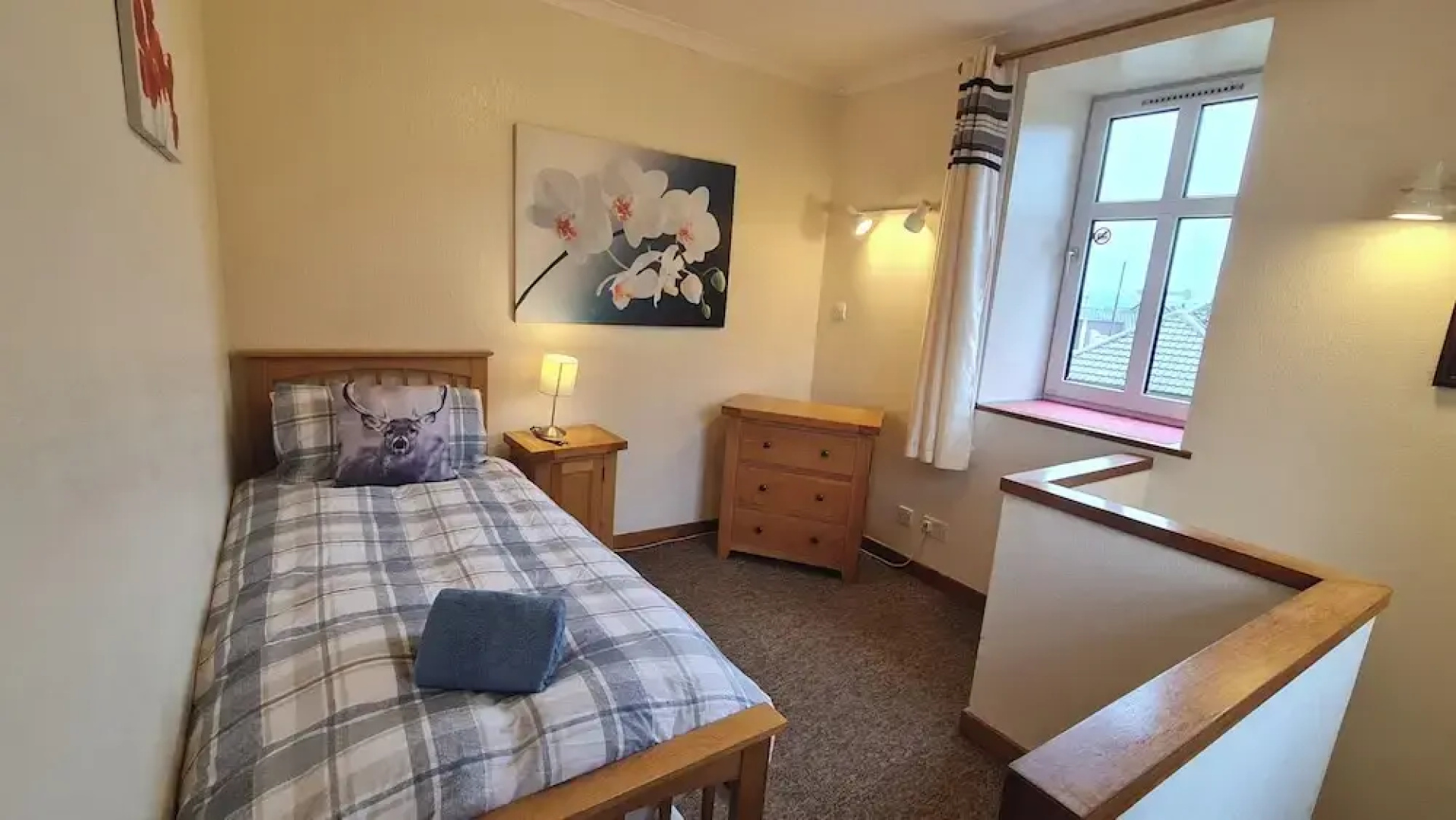 Darwin Cottage
