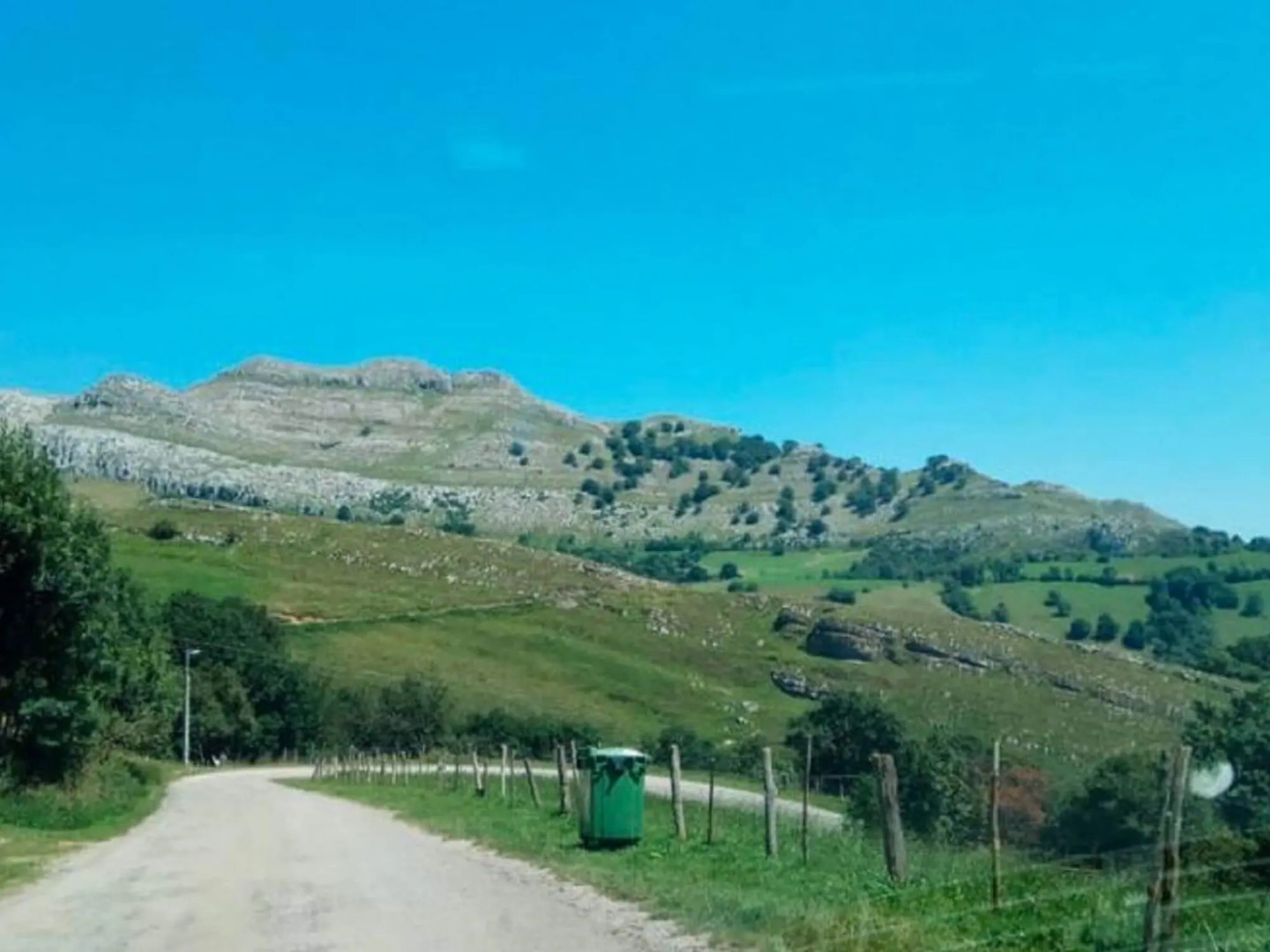 Rustic Holiday Home in Merilla with Valley View