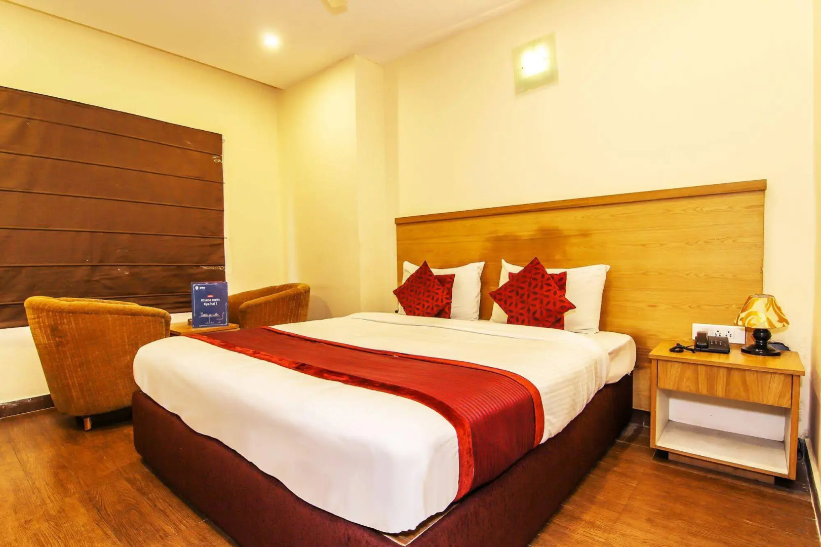 Townhouse OAK Hotel Edesia