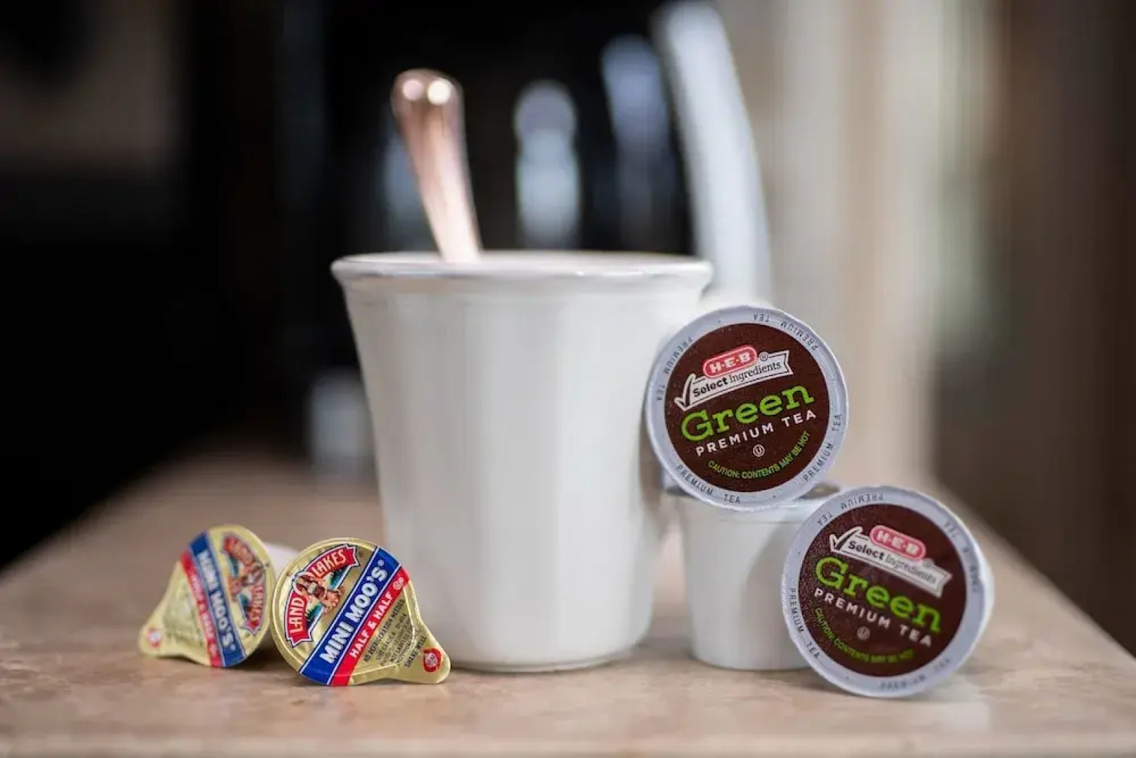 The Century Oak: 3-unit Beside Hidden Falls 4 Bedroom Home