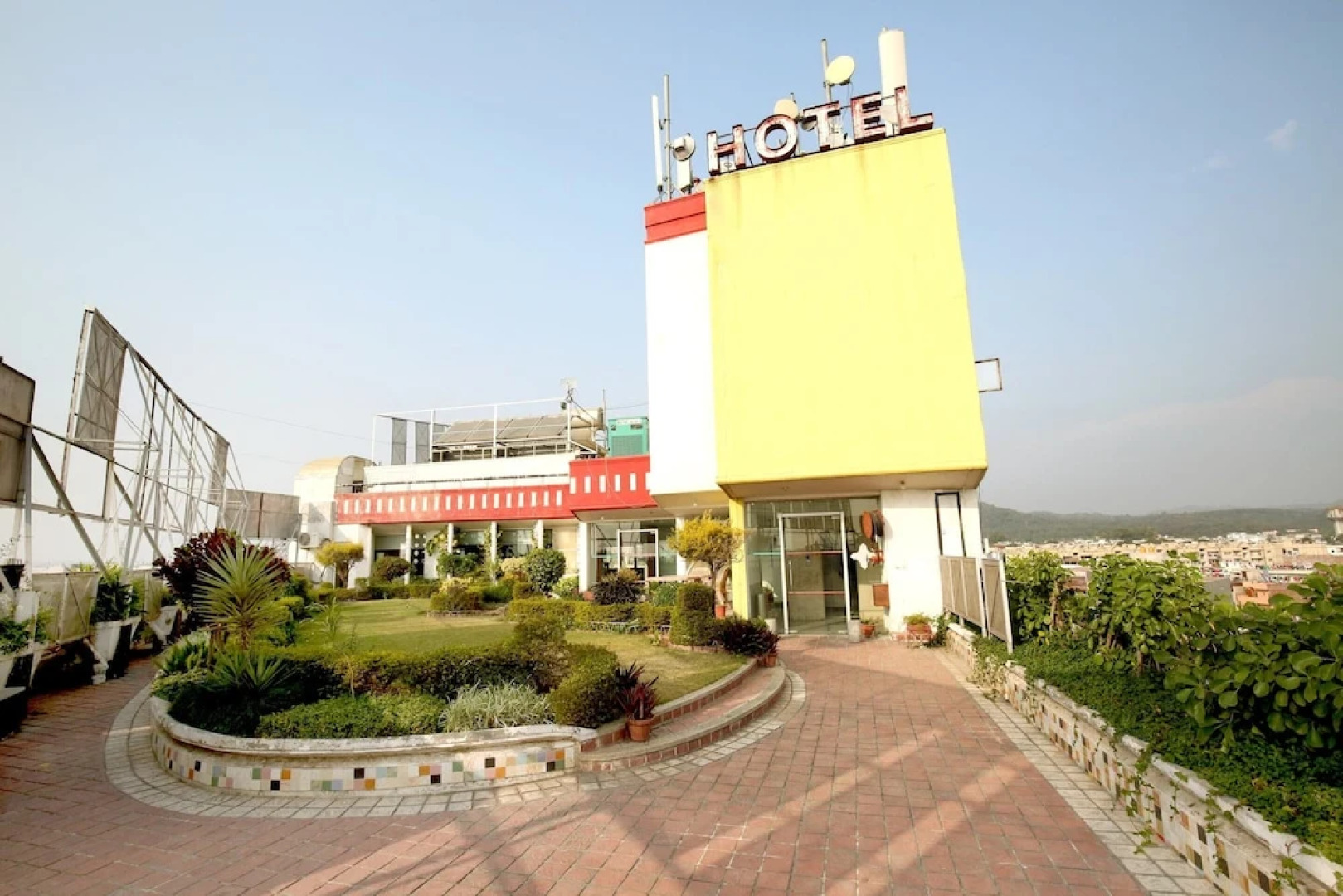 OYO Rooms Panchkula Sector 4