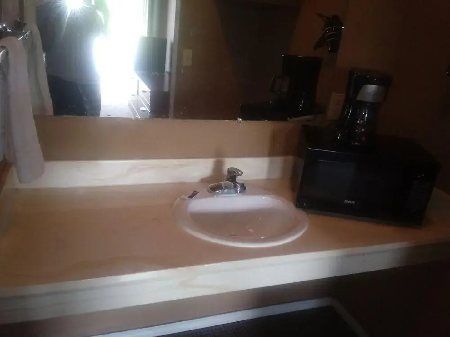 All Seasons Inn Motel And RV Park