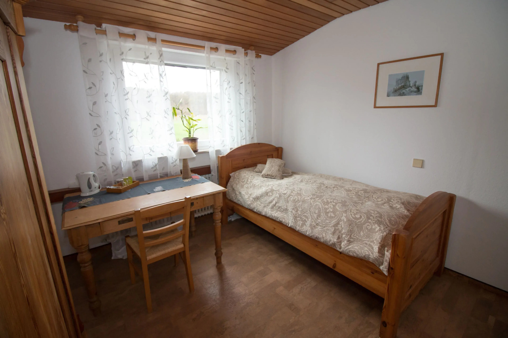 Landhaus vor Burg Eltz