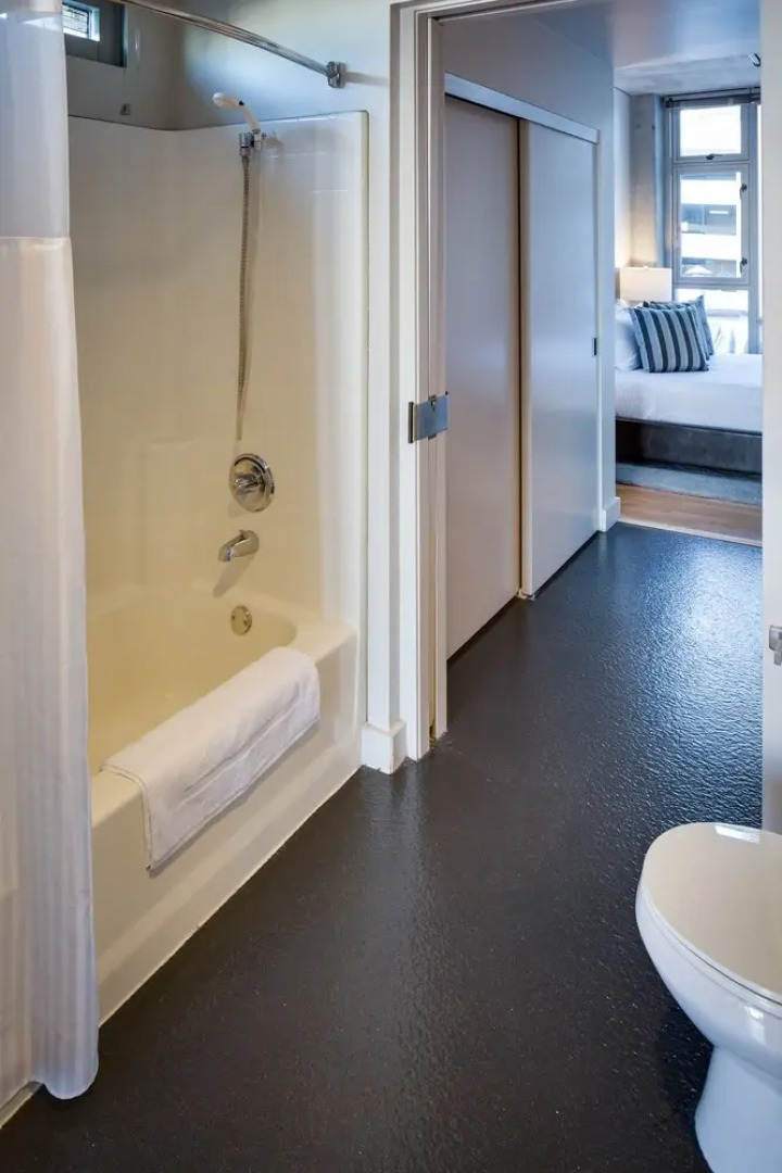 Stay Alfred on 6th Avenue