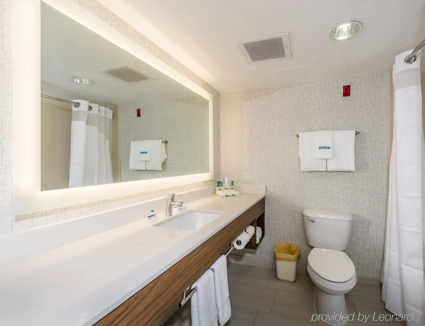 Holiday Inn Express Hotel & Suites Jacksonville - South by IHG