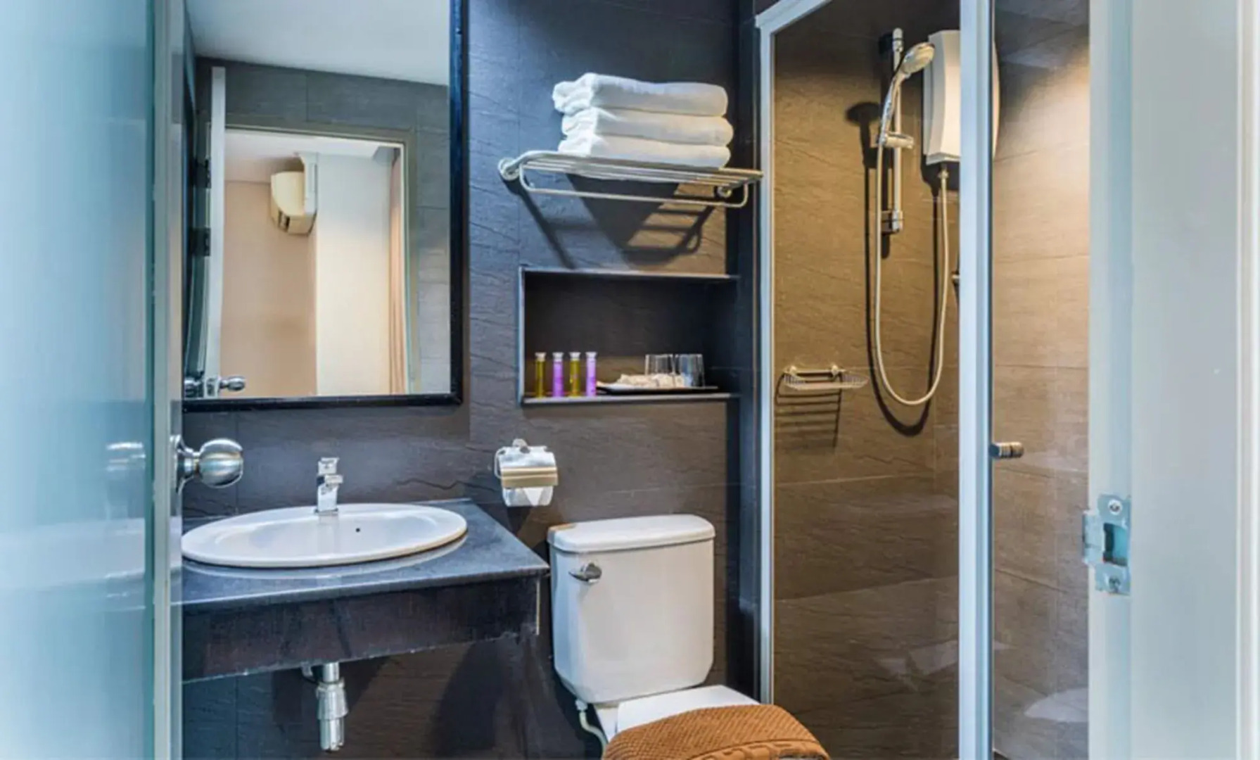 Livotel Hotel Hua Mak Bangkok