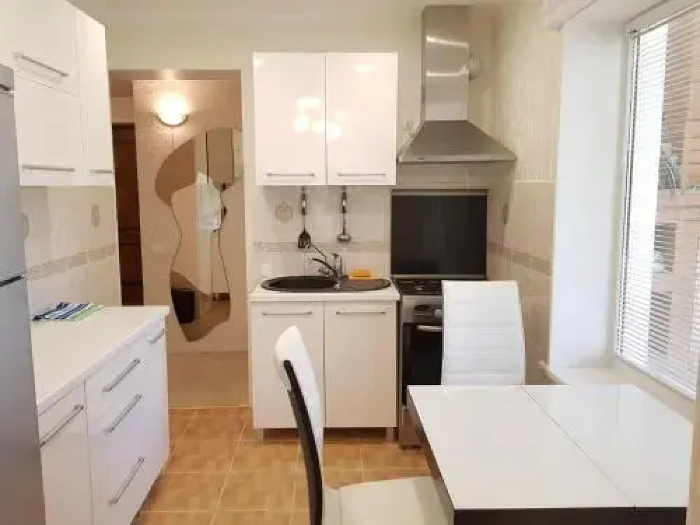 Naiza Guesthouse and Apartments