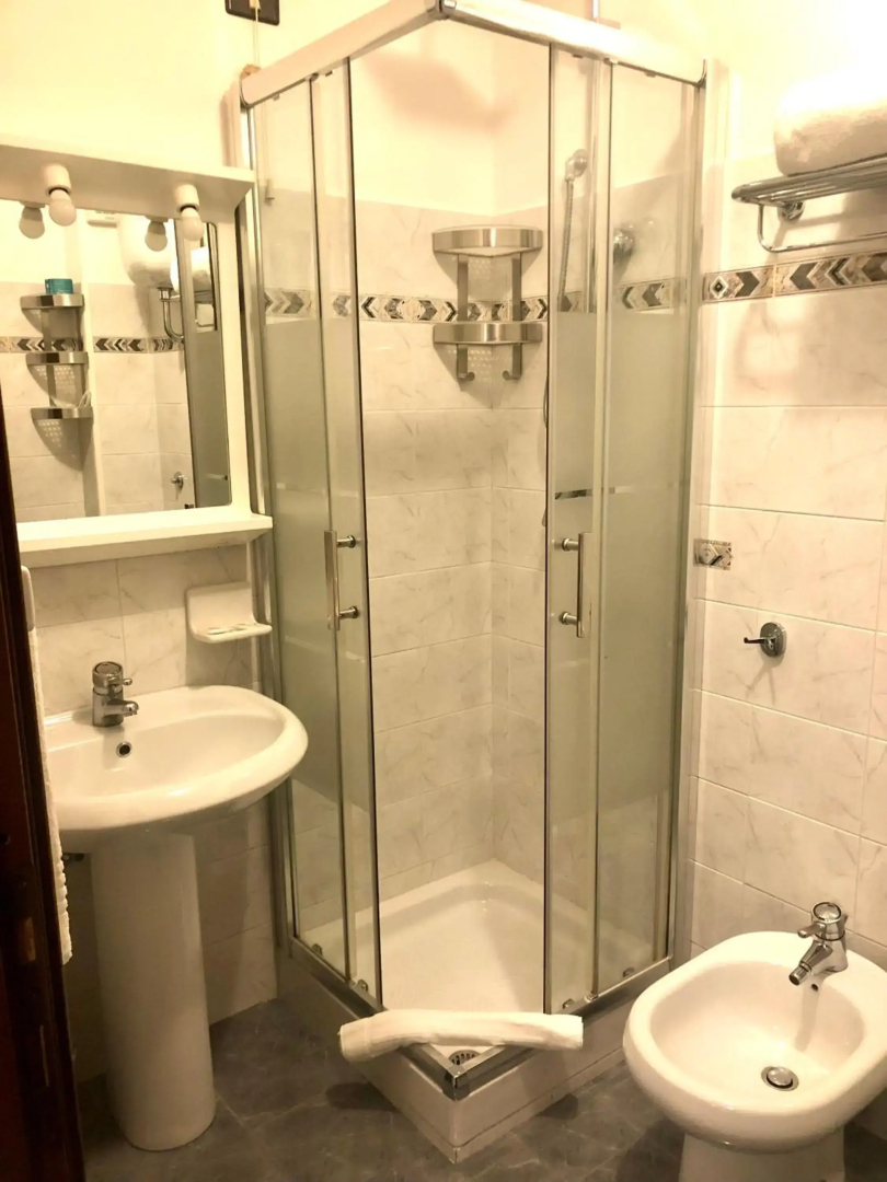 Hotel Bucaneve