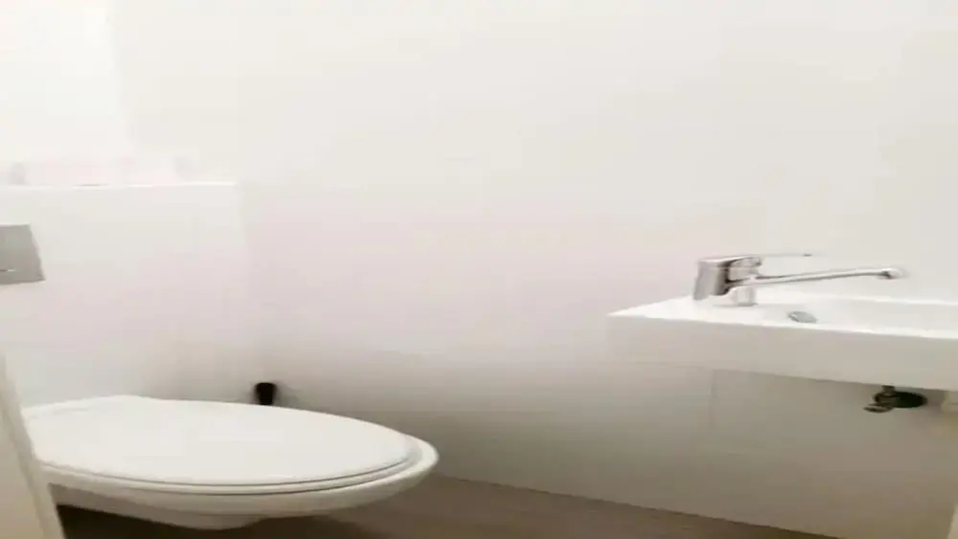 Luxury apt heart  Bat-Yam 3 m walk beach