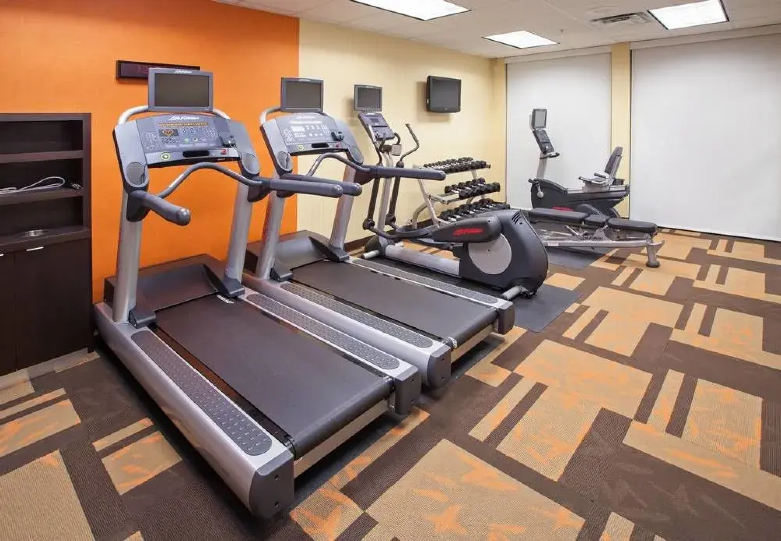 Courtyard Louisville Northeast