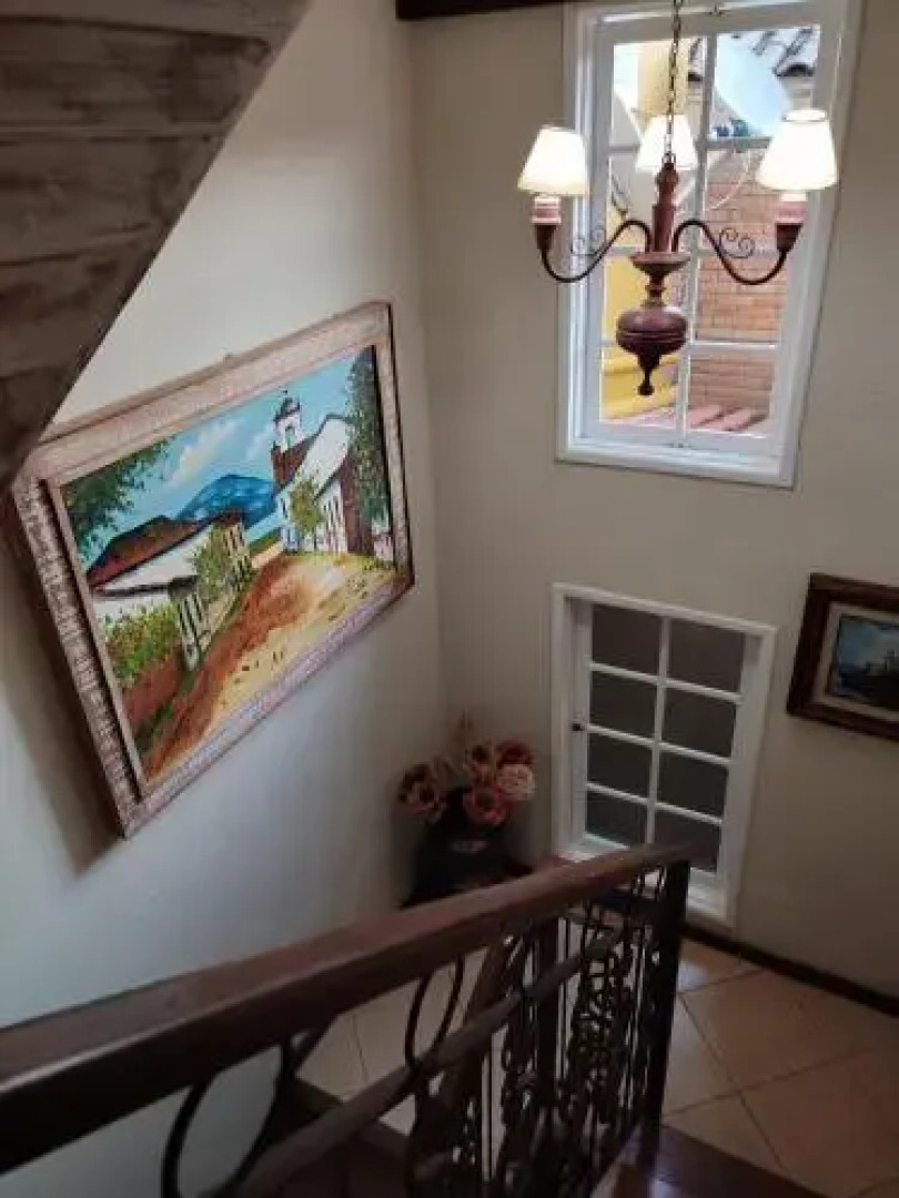 Pousada Abelha Rainha