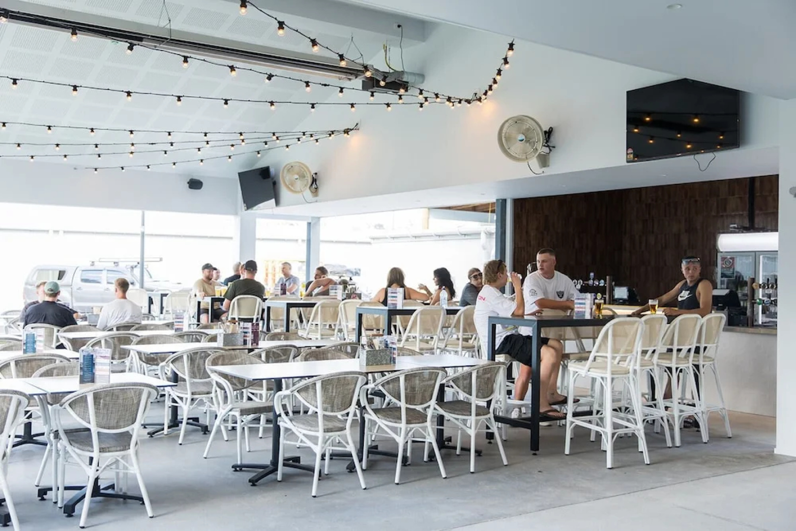 Bellbird Hotel