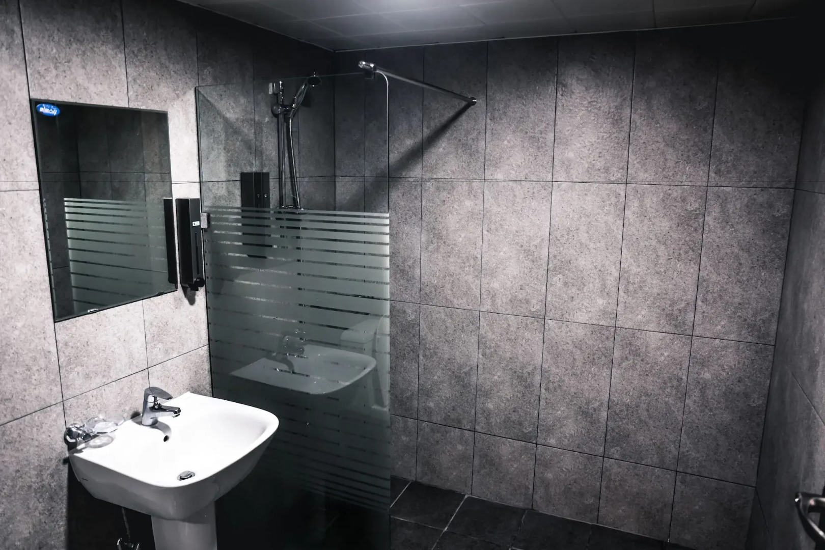 Kimchee Busan Downtown Guesthouse - Hostel