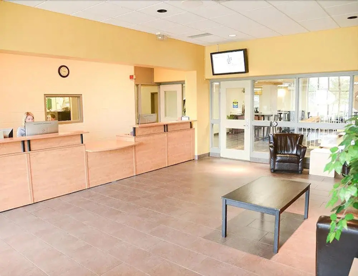 Residence & Conference Centre - Welland