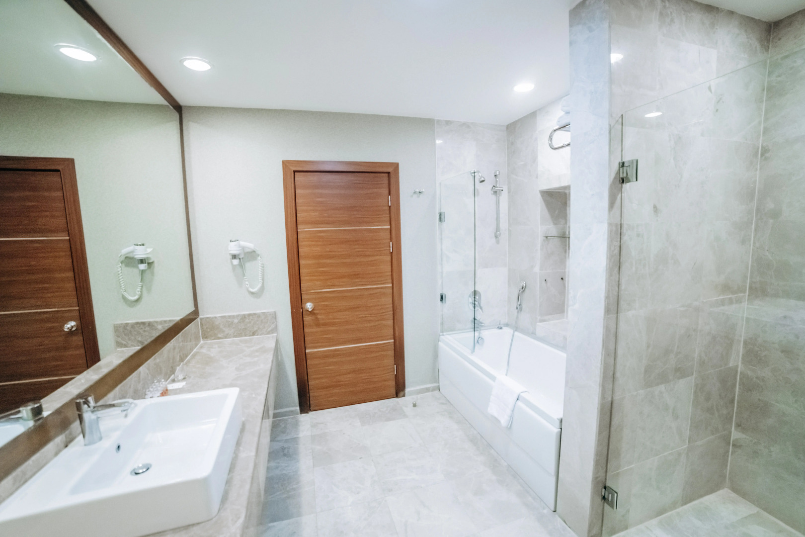 Отель Point Hotel Baku