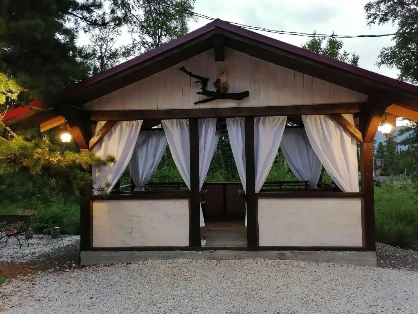 Дом в кедрах