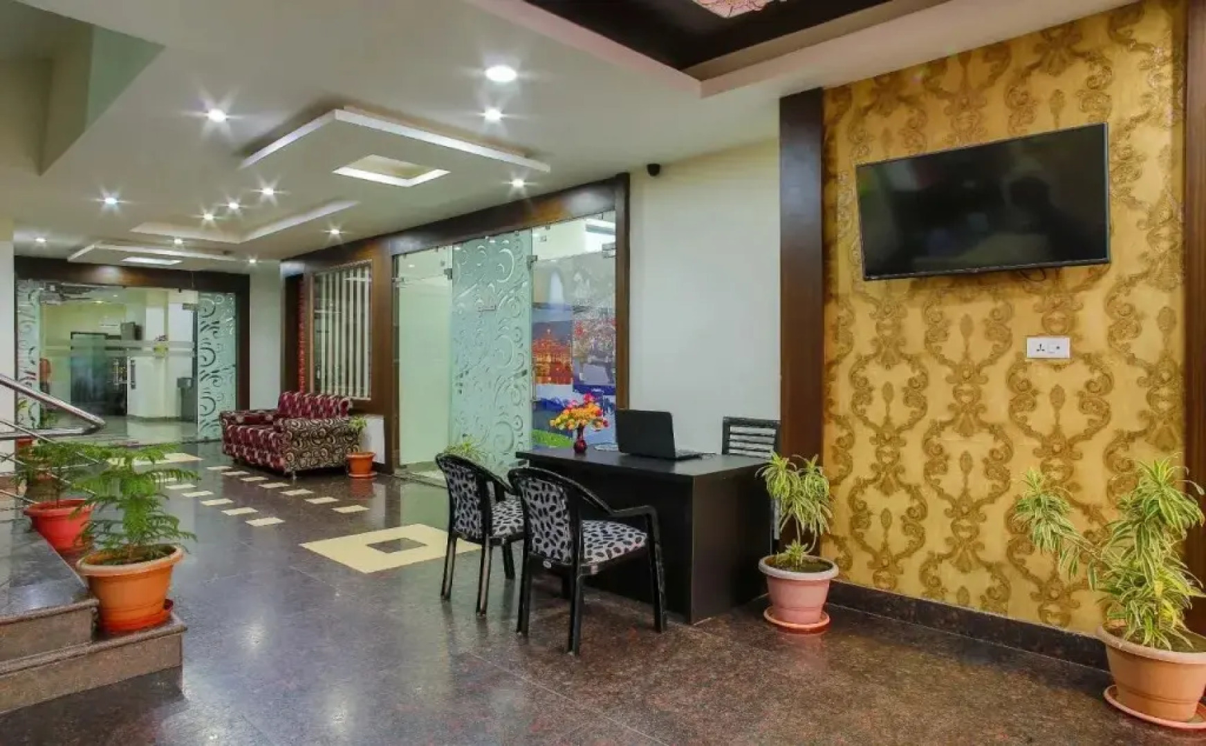 Hotel Maa Gayatri India