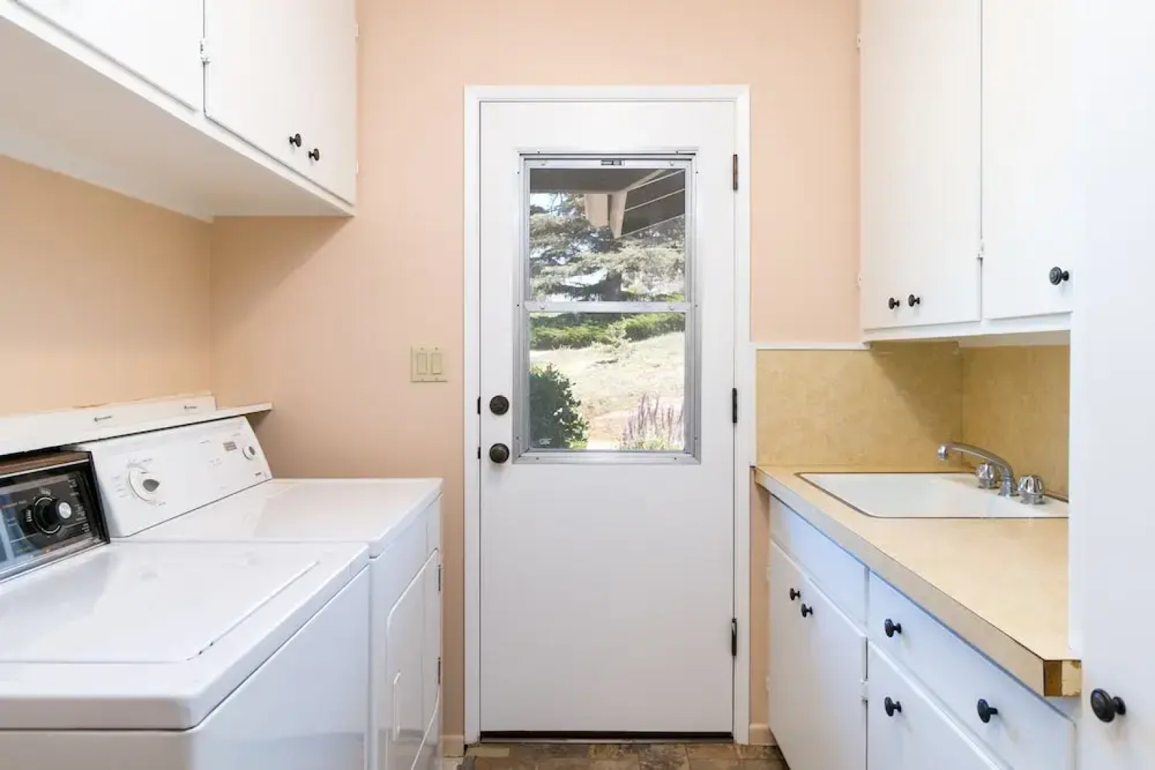 Goleta House with Ocean Views by RedAwning