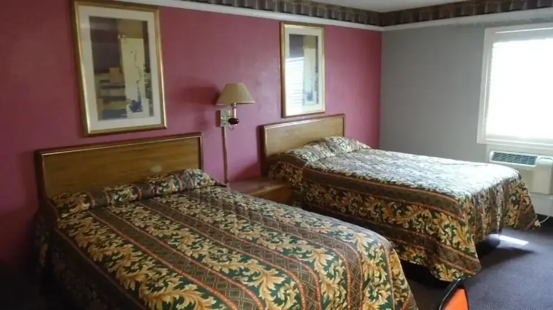 Town House Motel