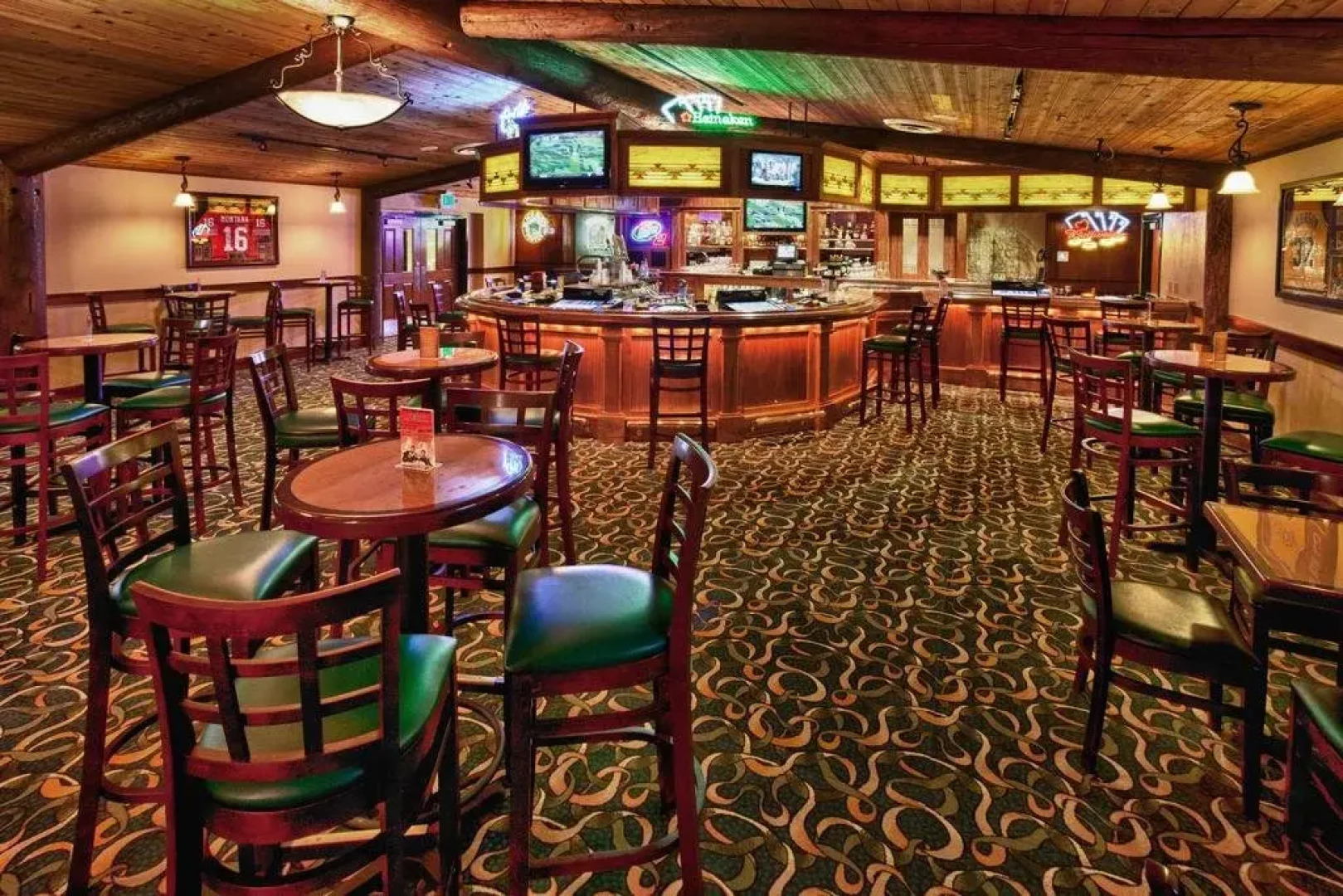 Lucky 7 Casino & Hotel – Howonquet Lodge