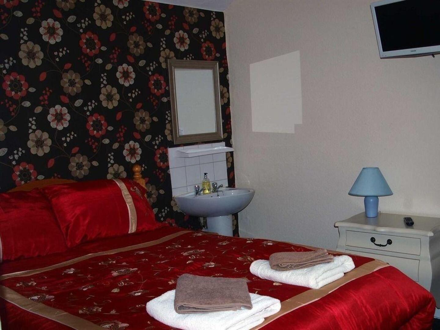 Sea Dogs Guest House