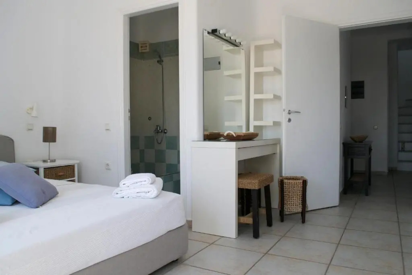 Nafsika 4Bedroom Sea View House