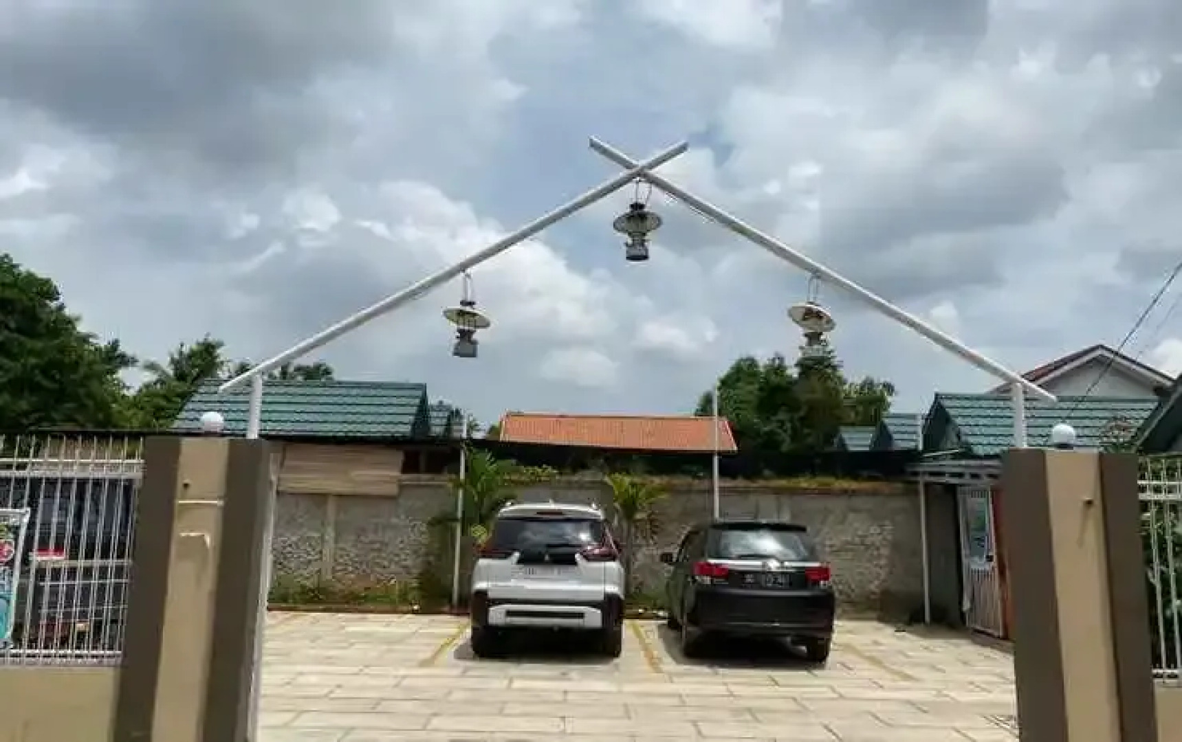 Oyo 3195 Pondok Penginapan Strongkeng Syariah