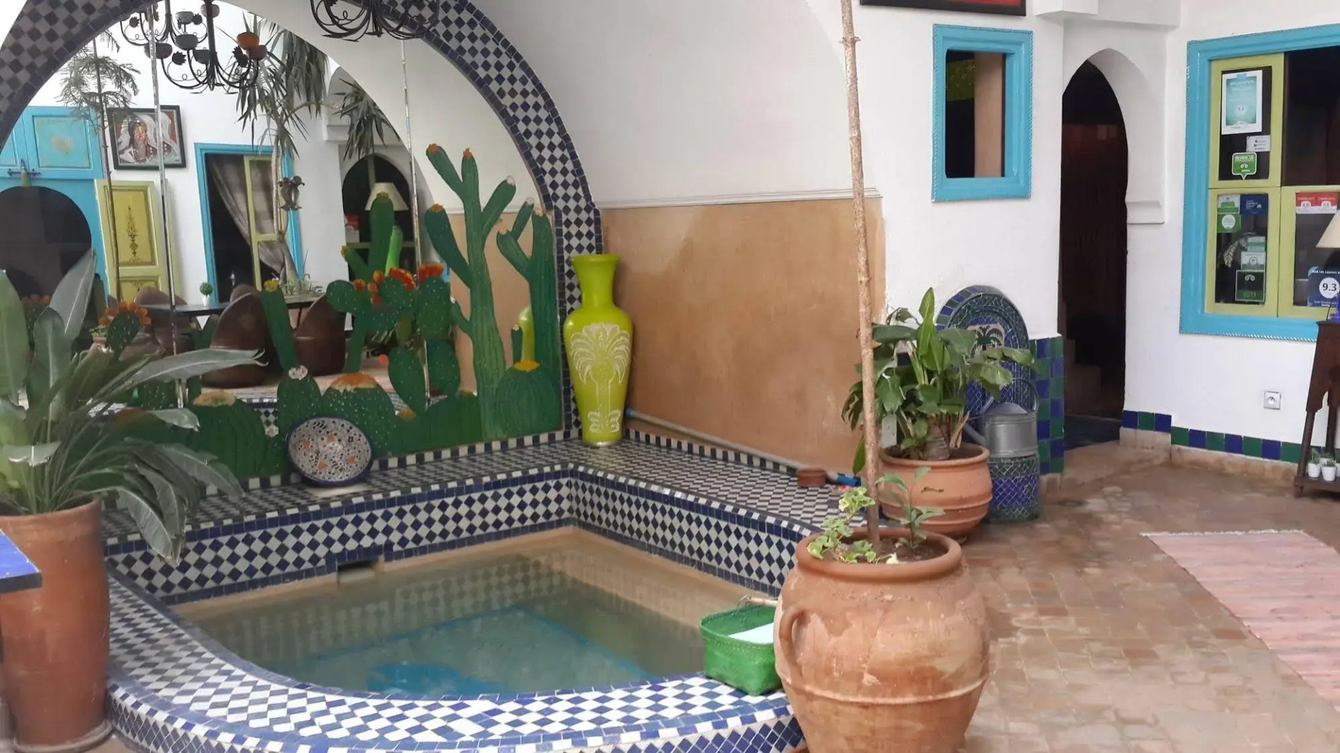 Riad Lauriers Blancs