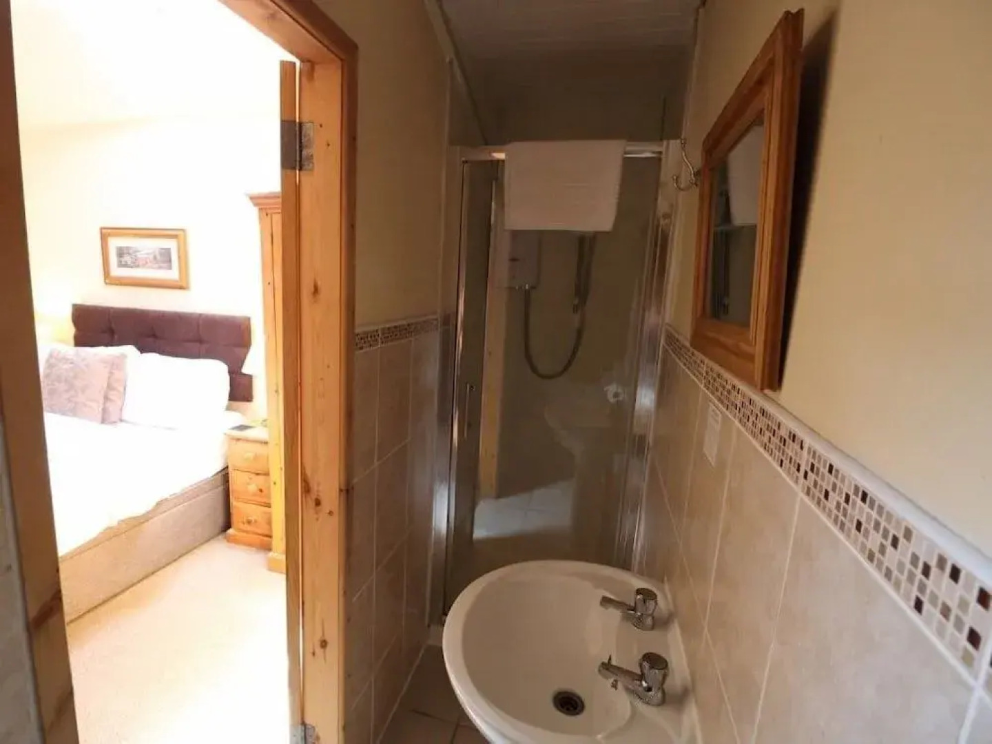 Ye Olde Cheshire Cheese Inn