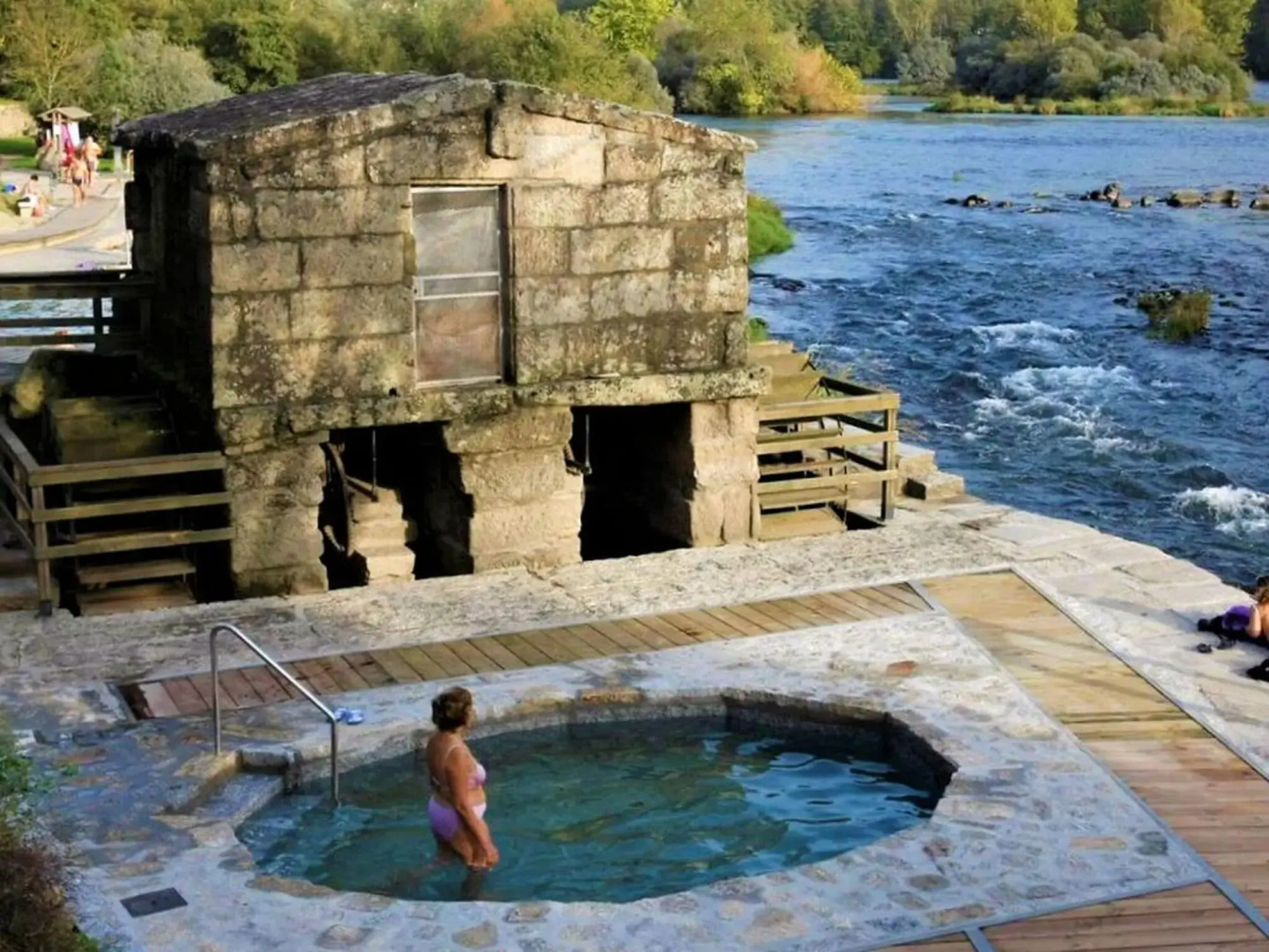 Scenic Apartment in Ourense with Terrace