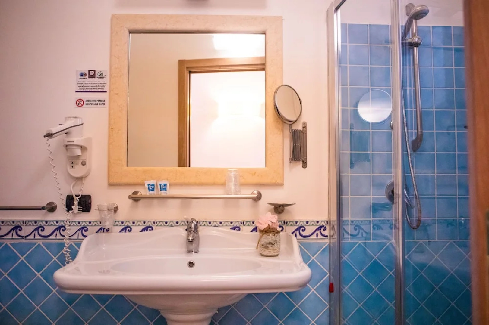 TH Le Castella - Baia degli Dei Village