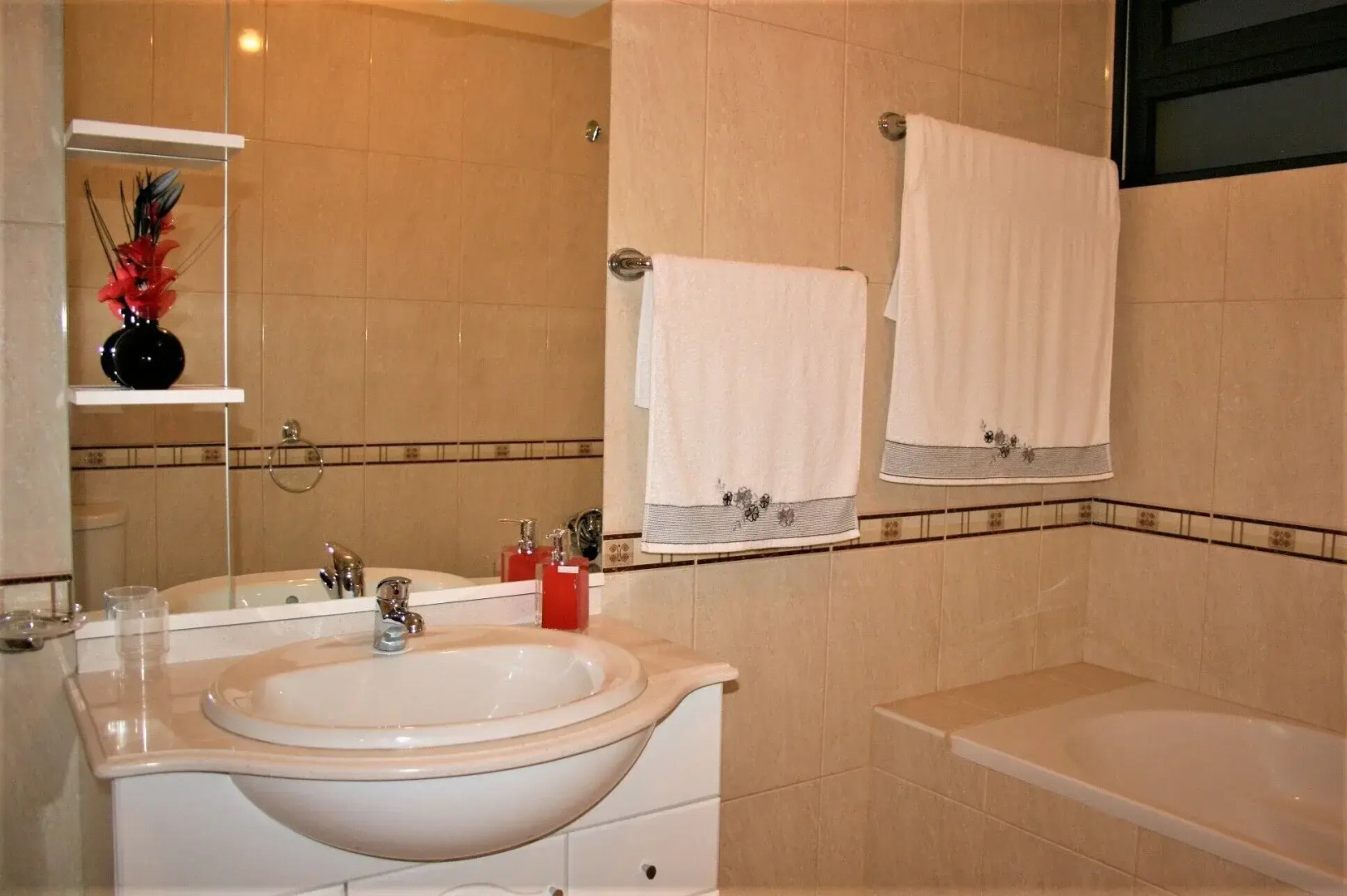 The Rose House - ETC Madeira