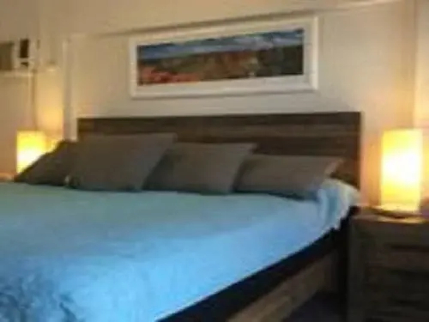 A Contemporary House In Paradise B&B