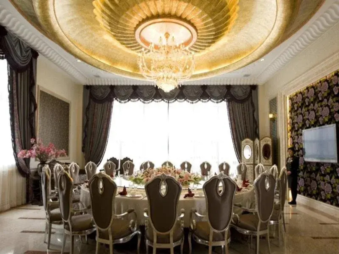 Treasure Island Hotel