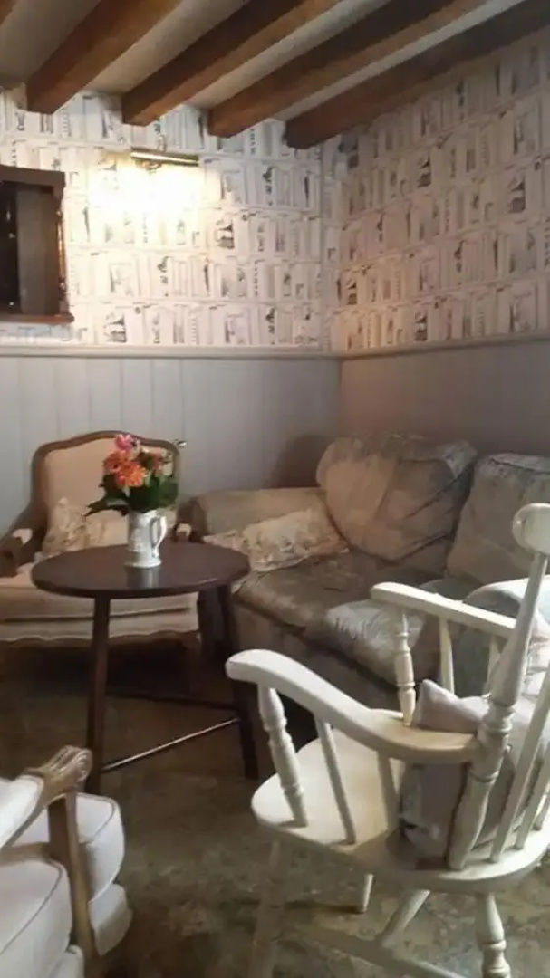 The Fleur de Lys Inn