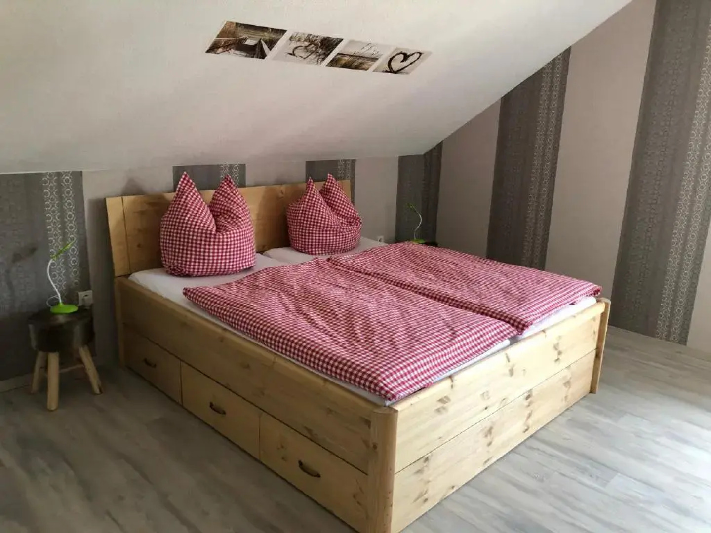 Carolinger Hüttendorf