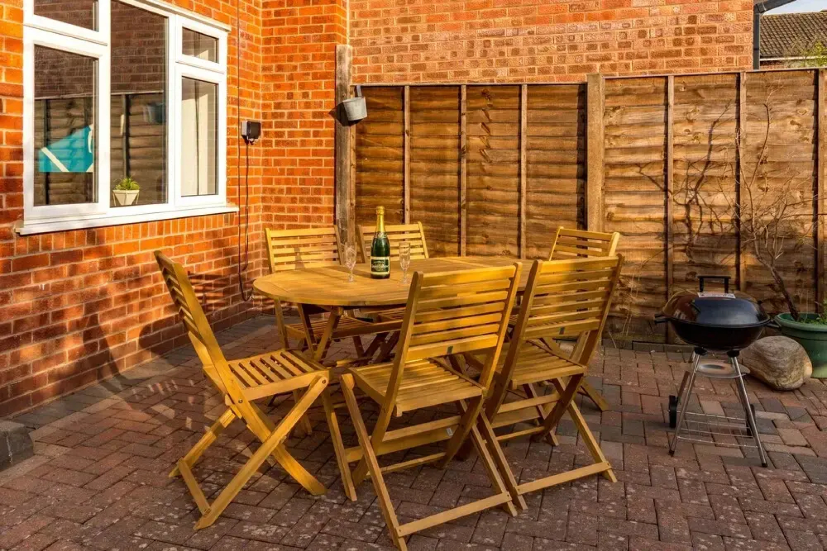 Elite Properties - Sleeps Up to 4 - Leamington Spa