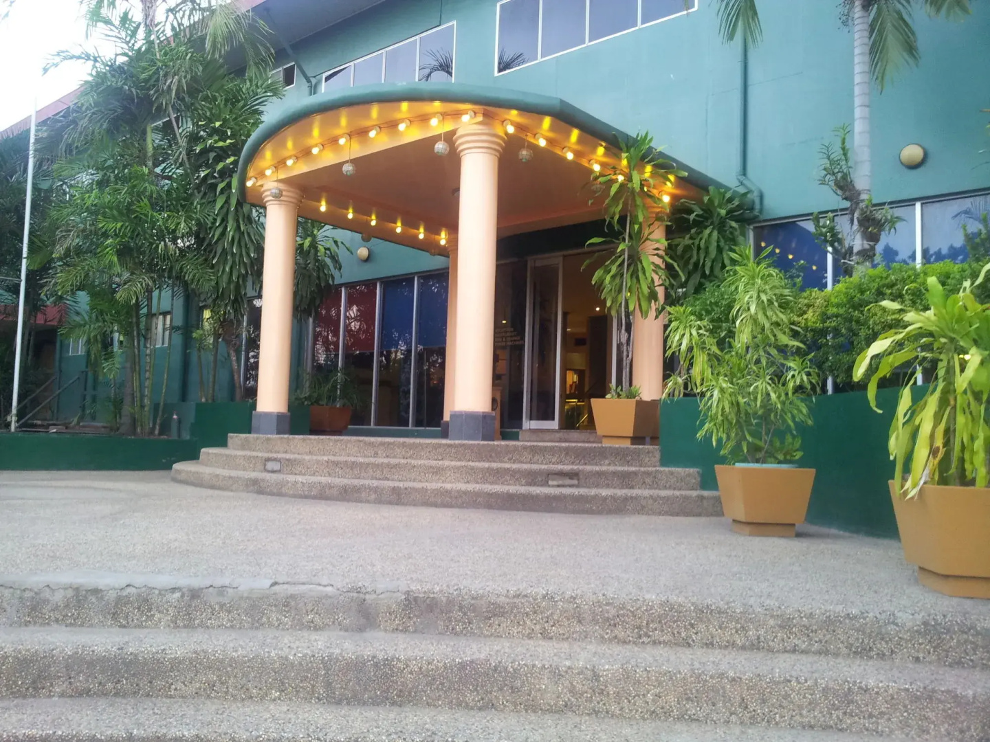 The Hideaway Hotel