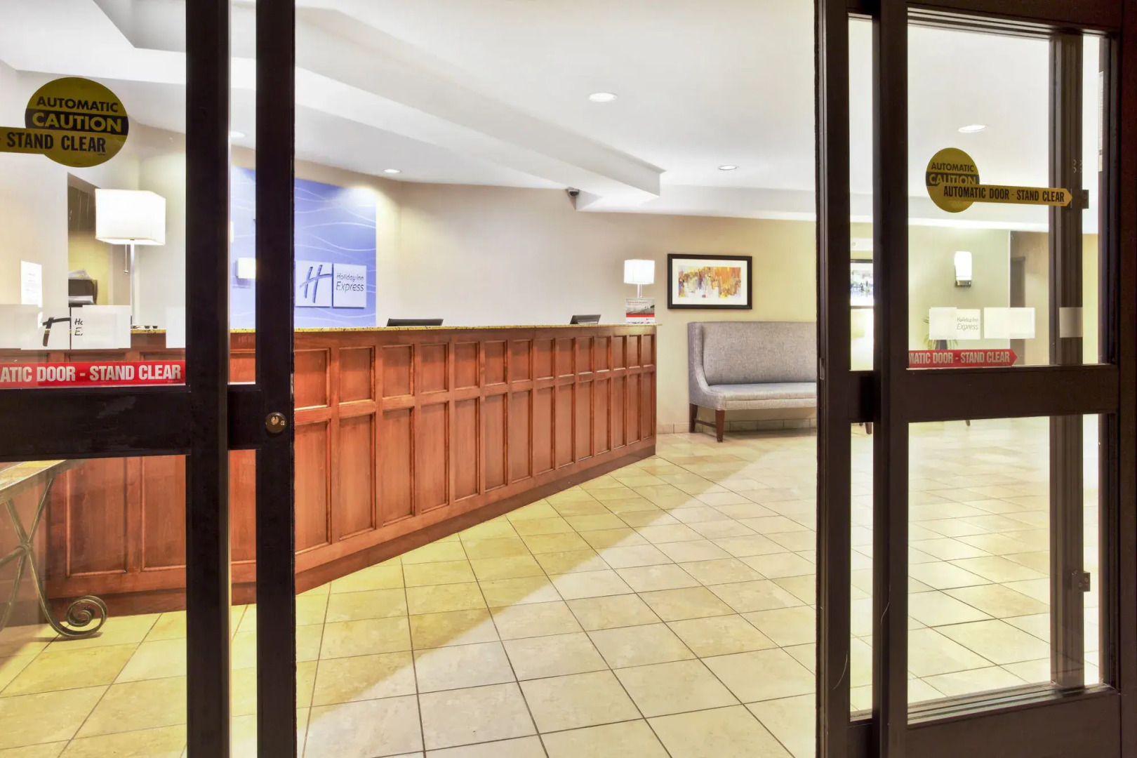 Holiday Inn Express & Suites Bradley Airport by IHG