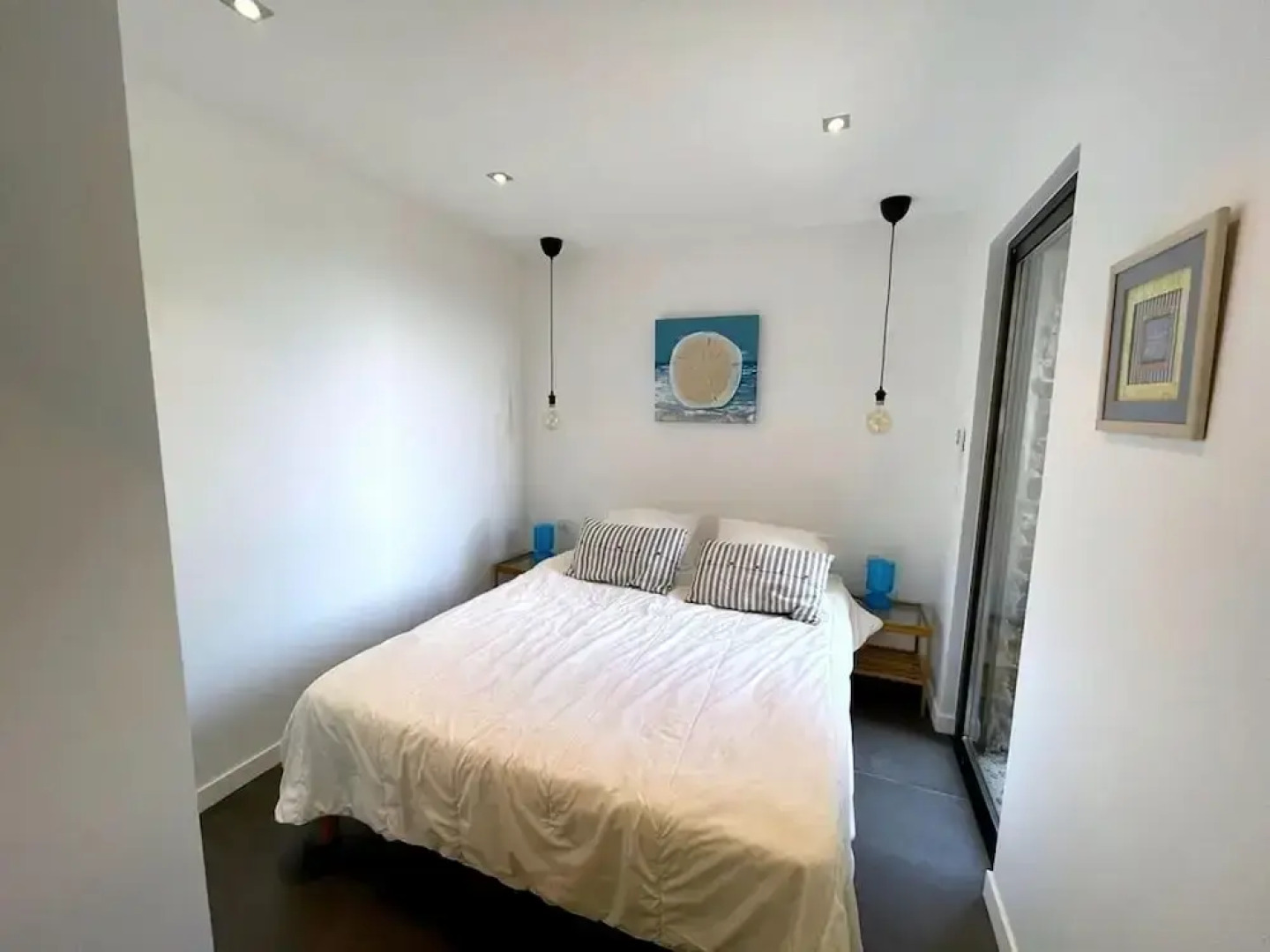 Villa in Gaou With Sea View and Beach