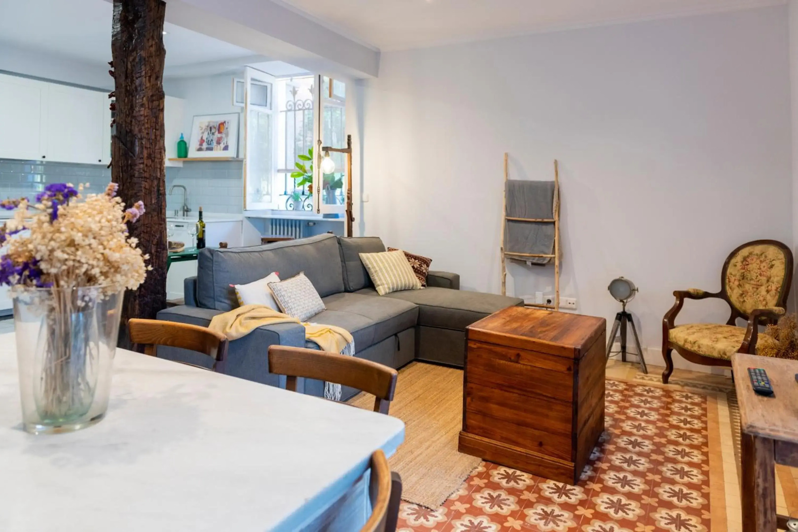 Villa colonial Jardin Algorta centro Puerto Viejo